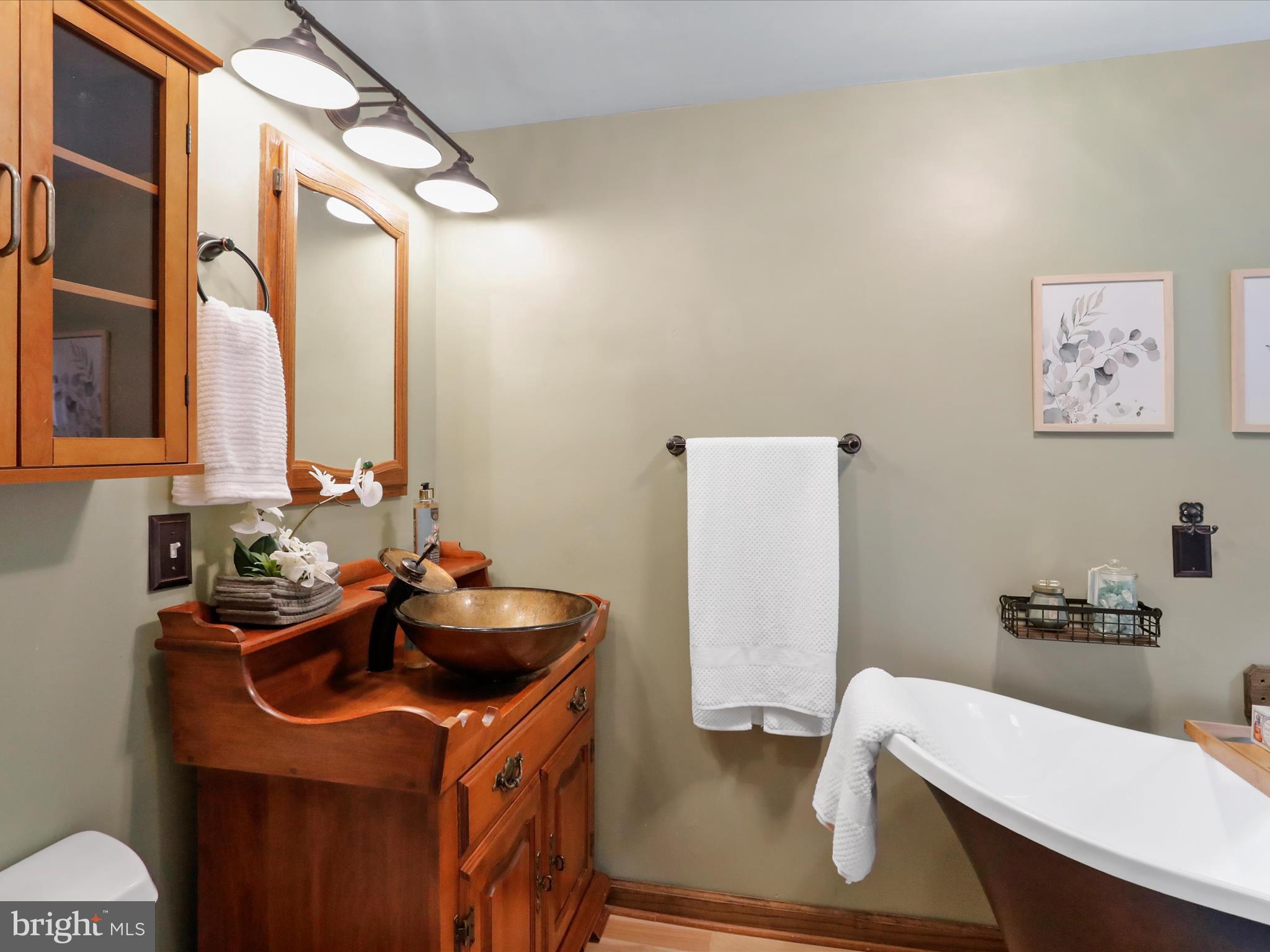 SLEEPY HILL - Residential