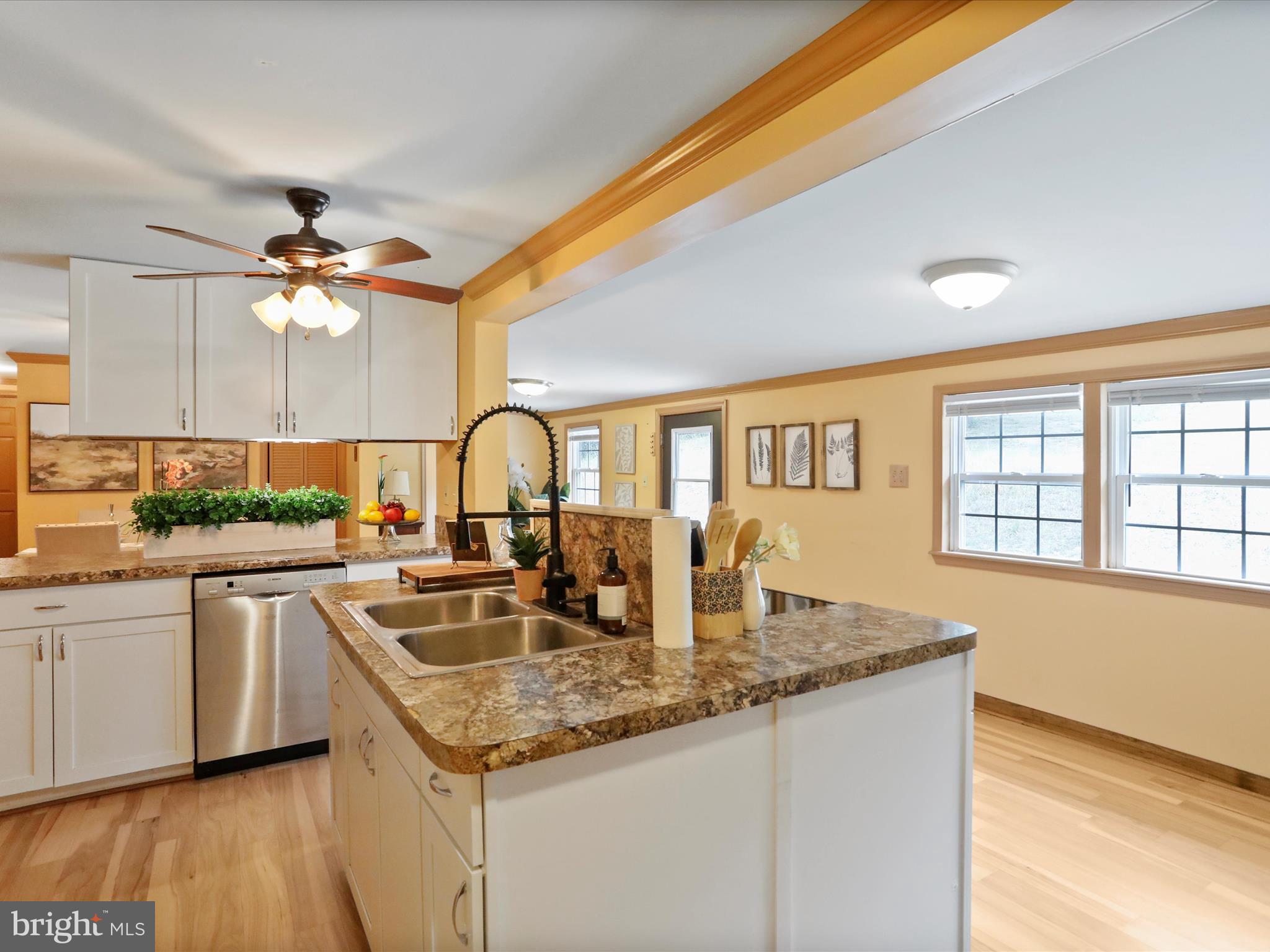 SLEEPY HILL - Residential