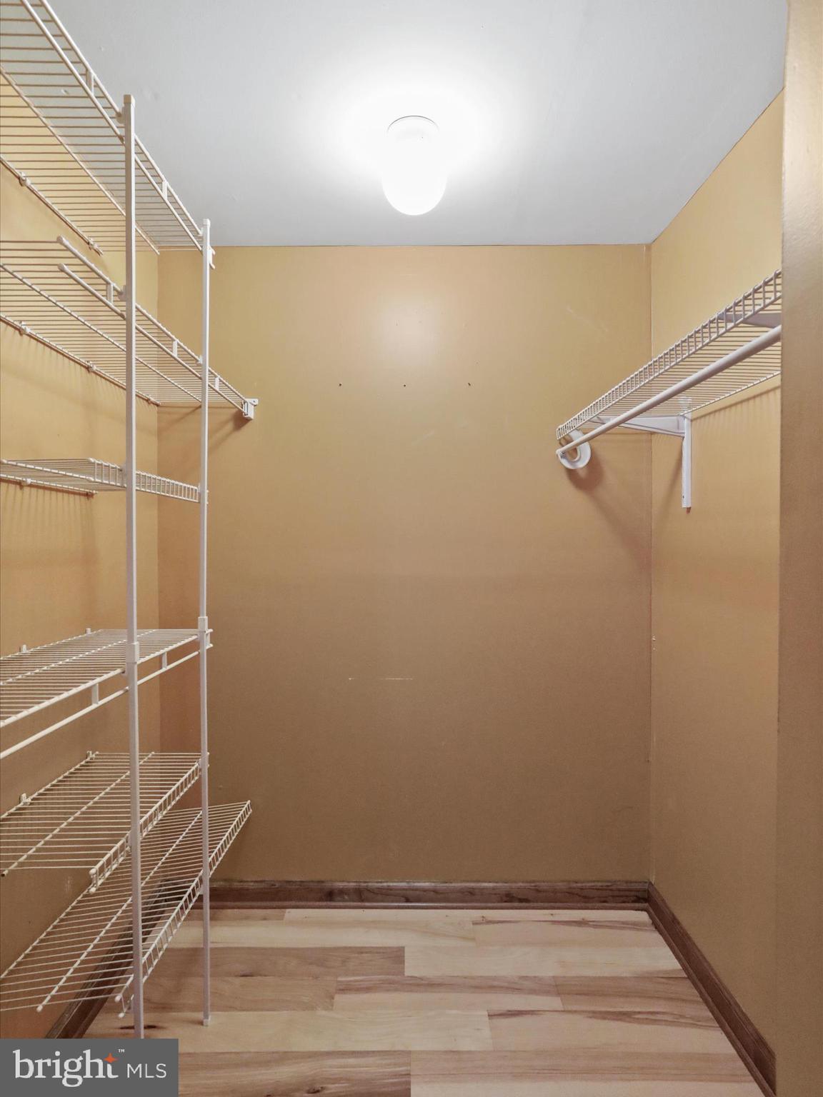 SLEEPY HILL - Residential