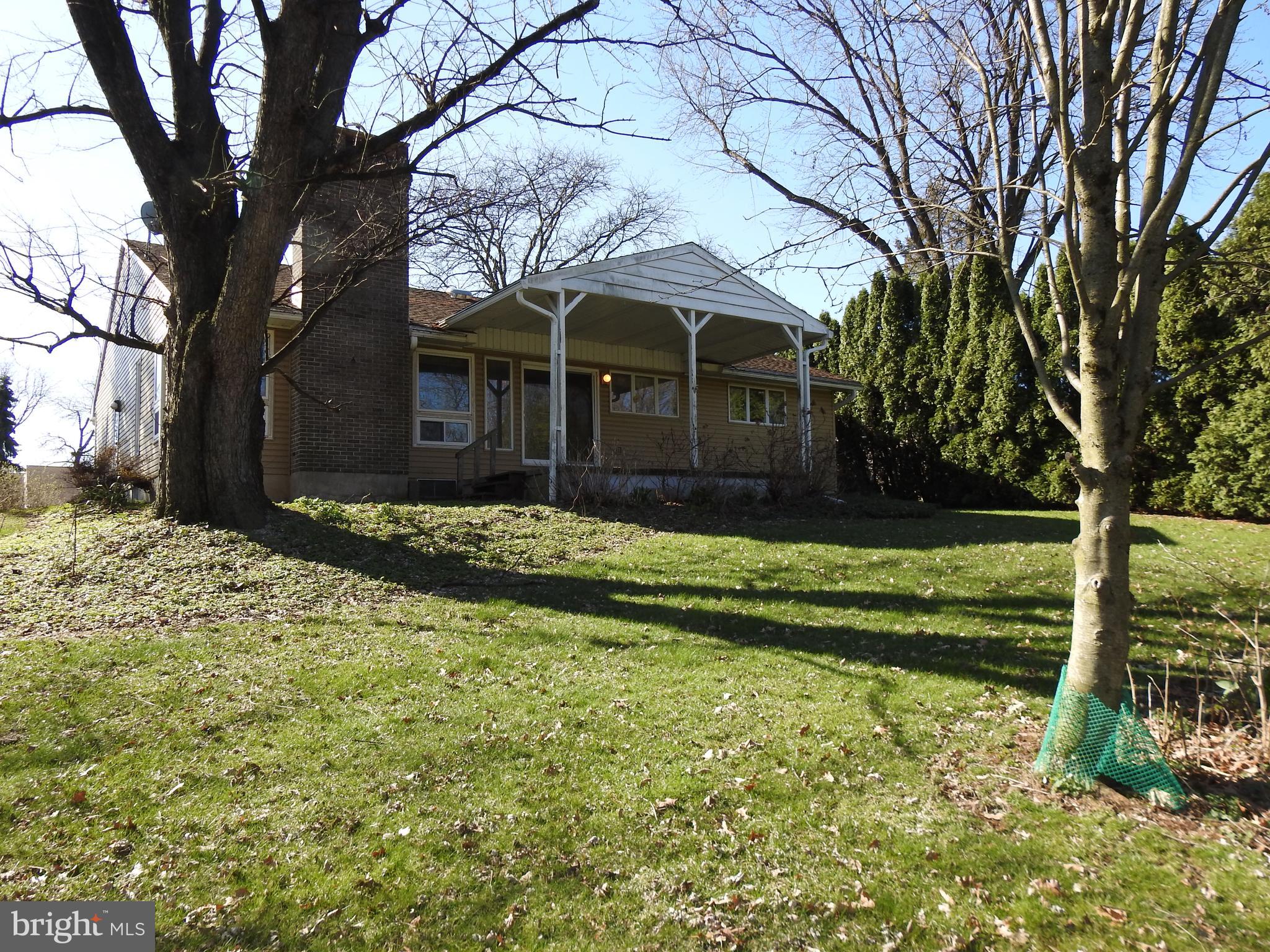 CARRIAGE POINT EST - Residential