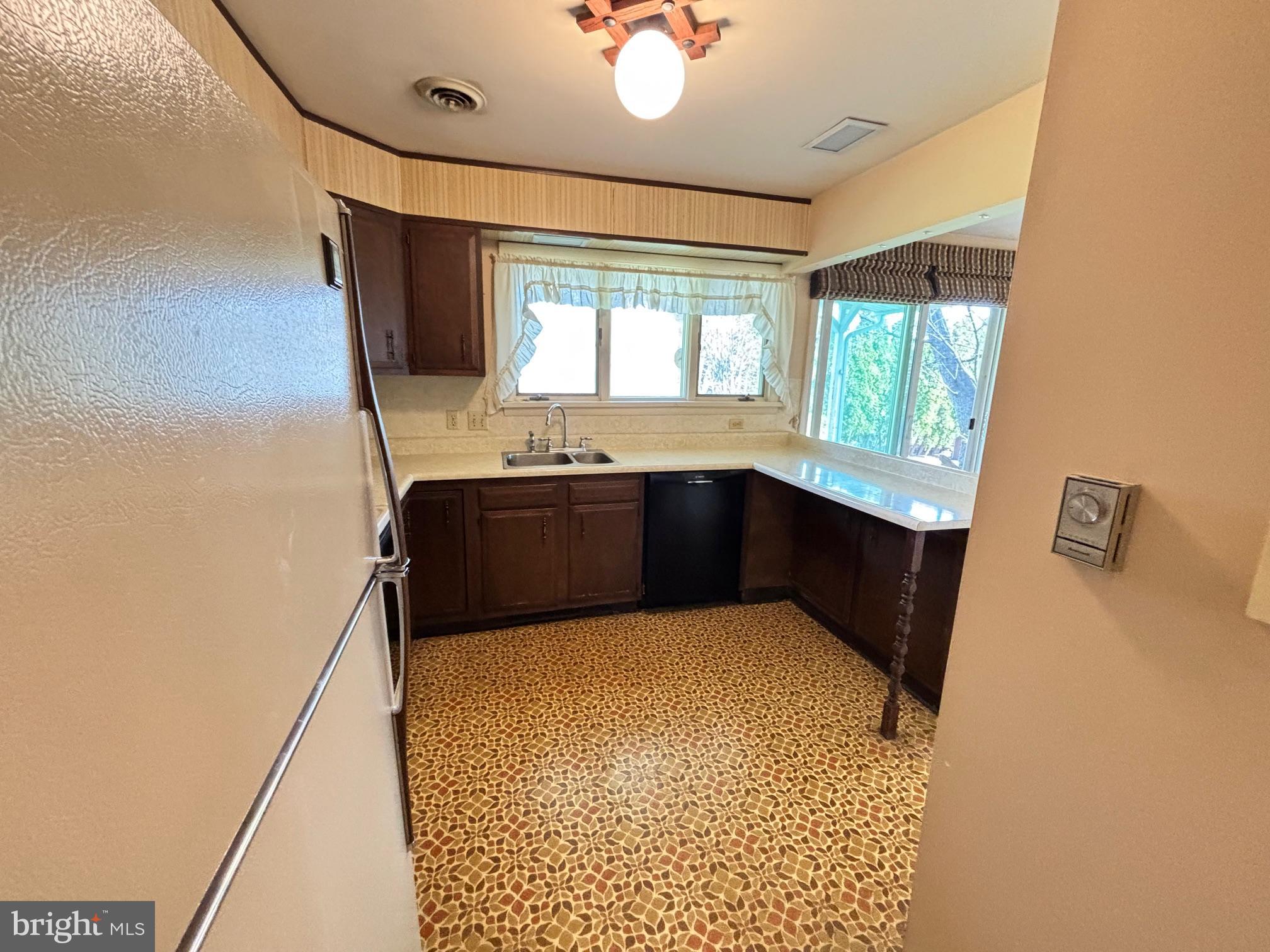 CARRIAGE POINT EST - Residential