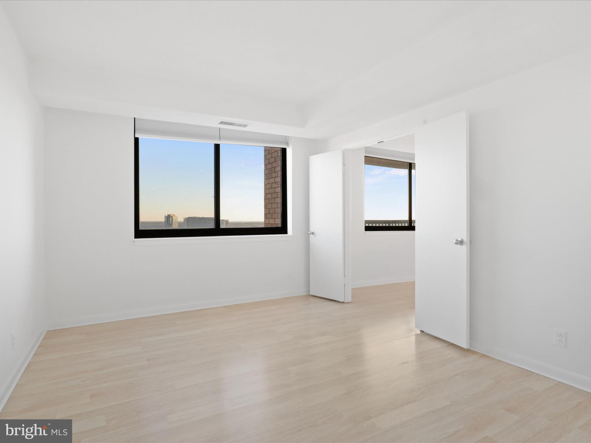 SKYLINE SQUARE CONDO - Residential Lease