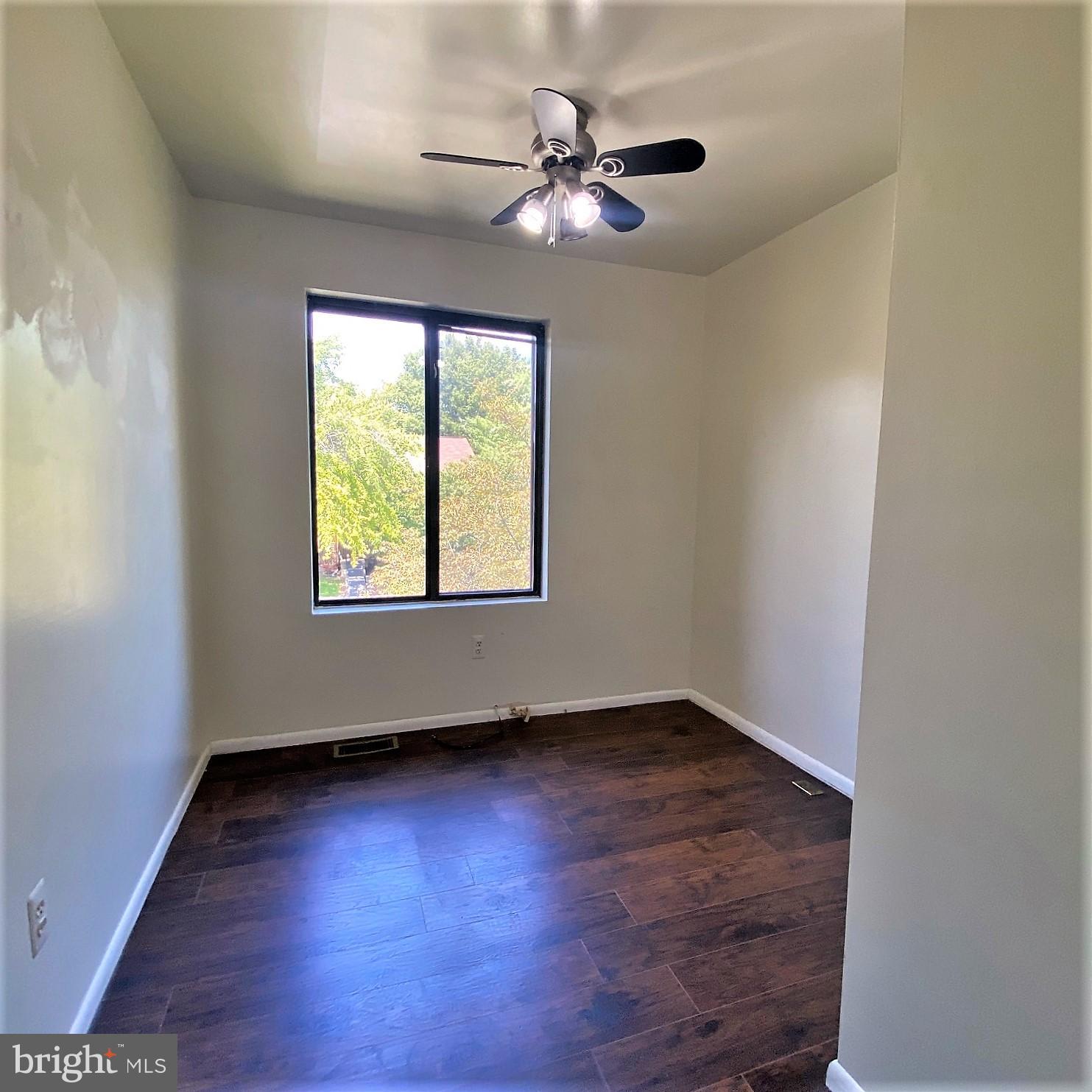 GLYNDON GREENS - Residential