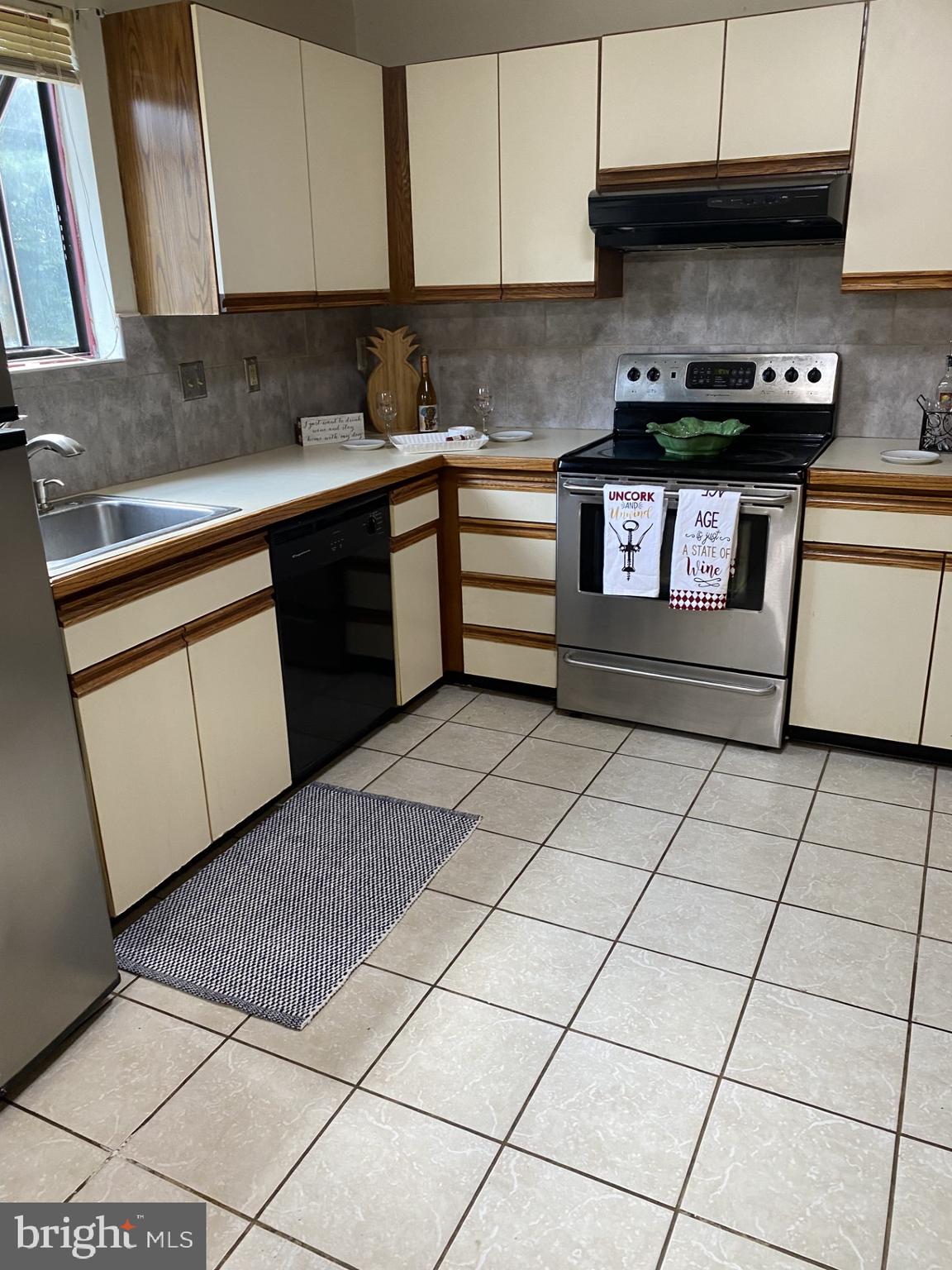 GLYNDON GREENS - Residential