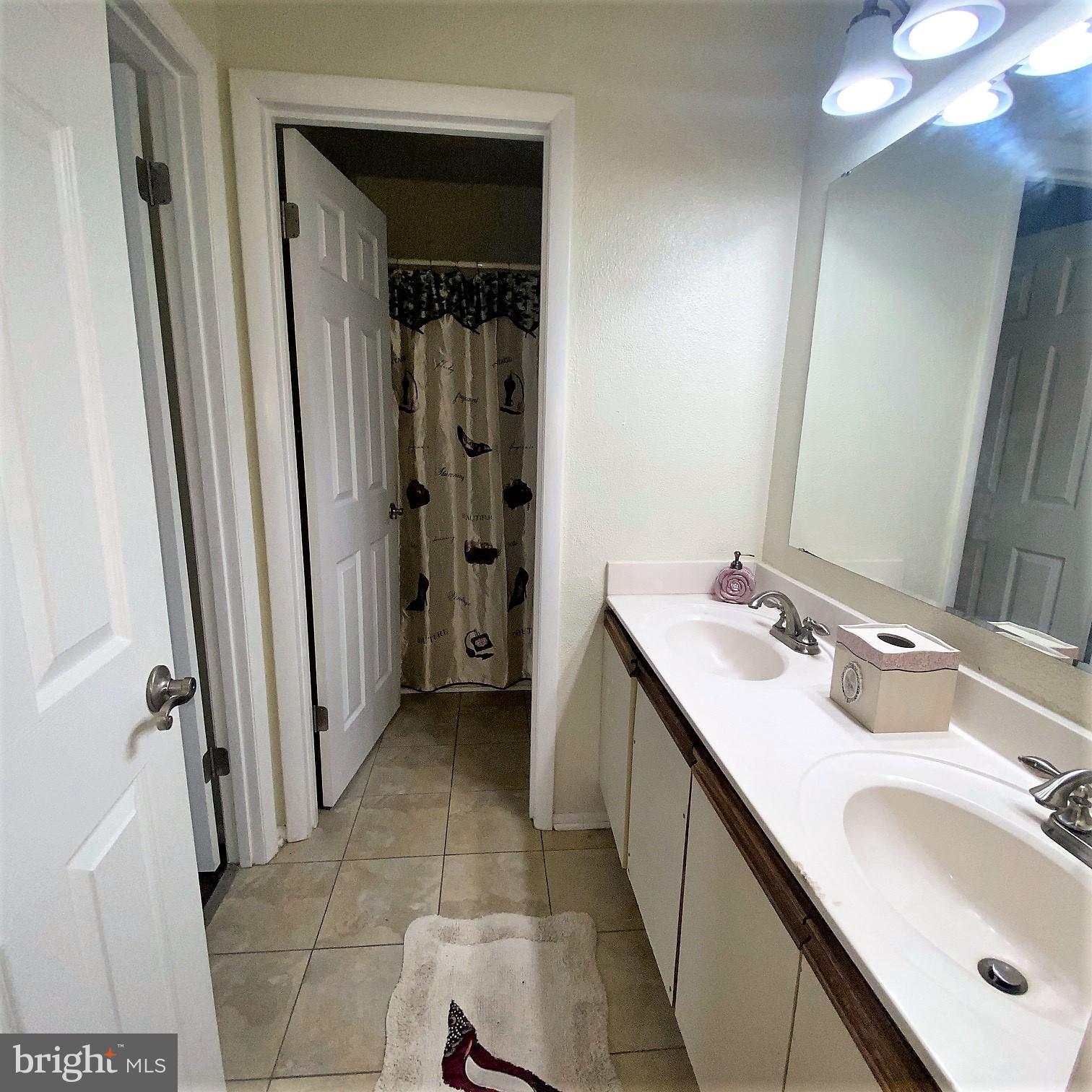 GLYNDON GREENS - Residential