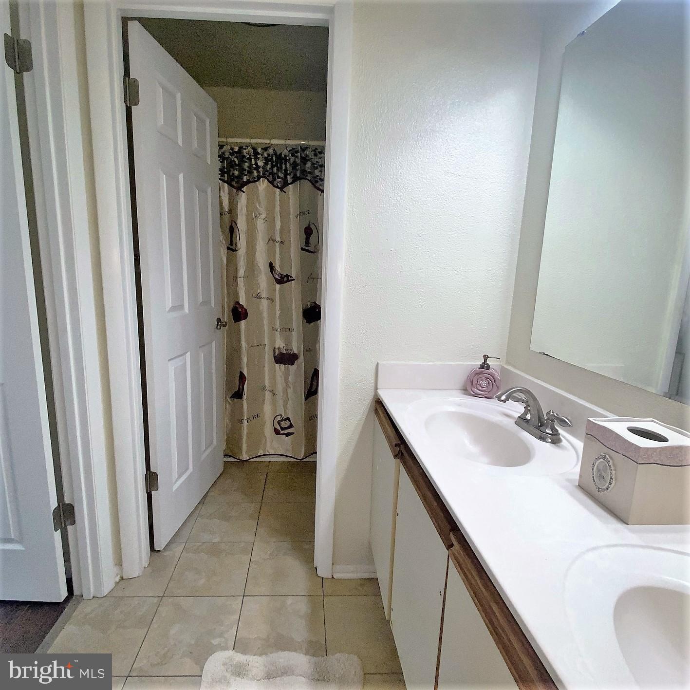 GLYNDON GREENS - Residential