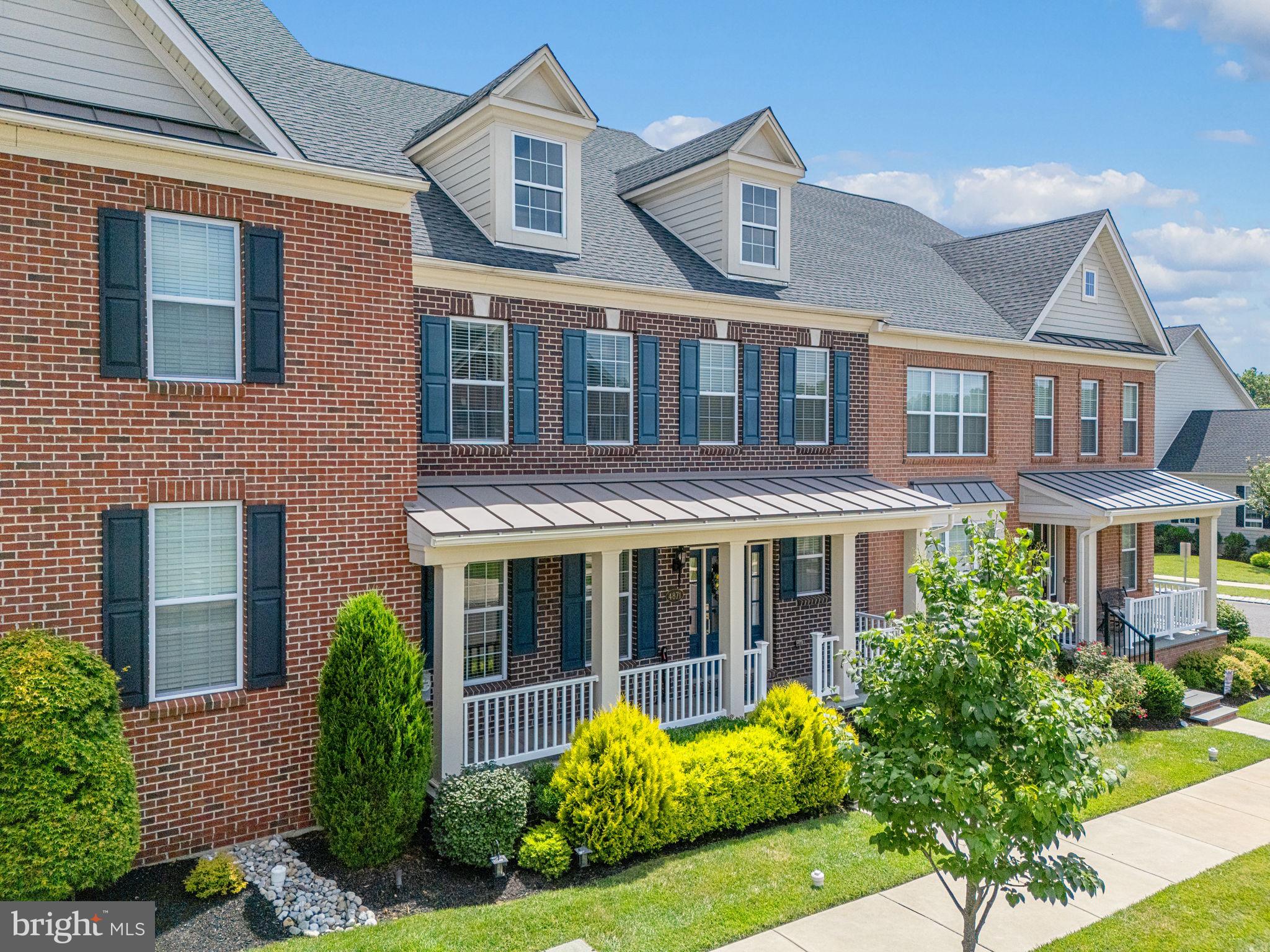 4871 E BLOSSOM DRIVE