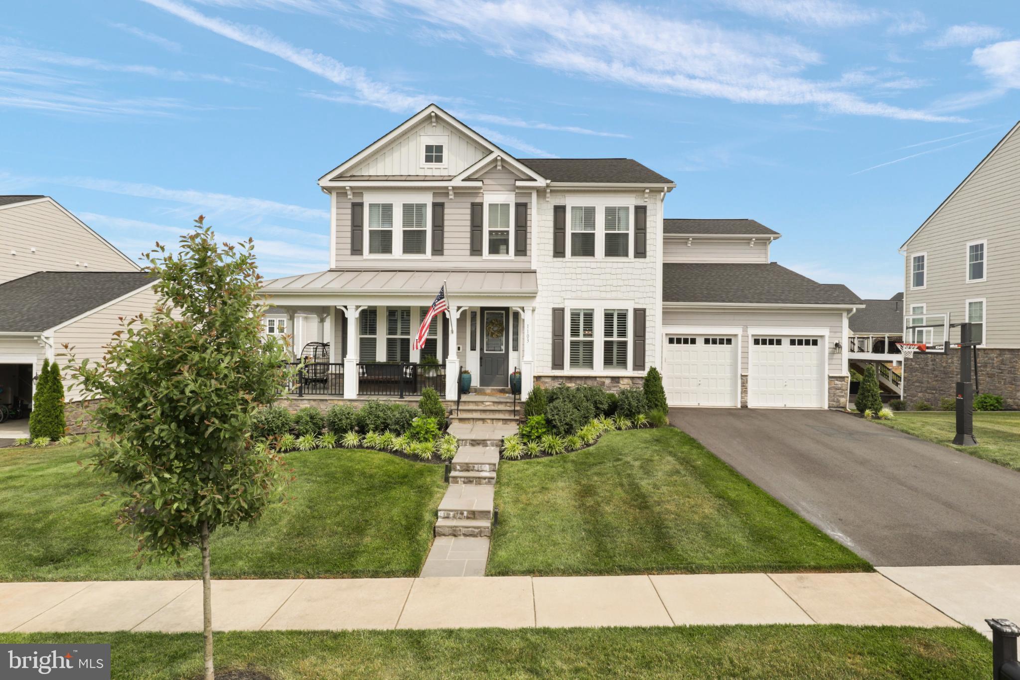 MEADOW BROOK FARM - Residential