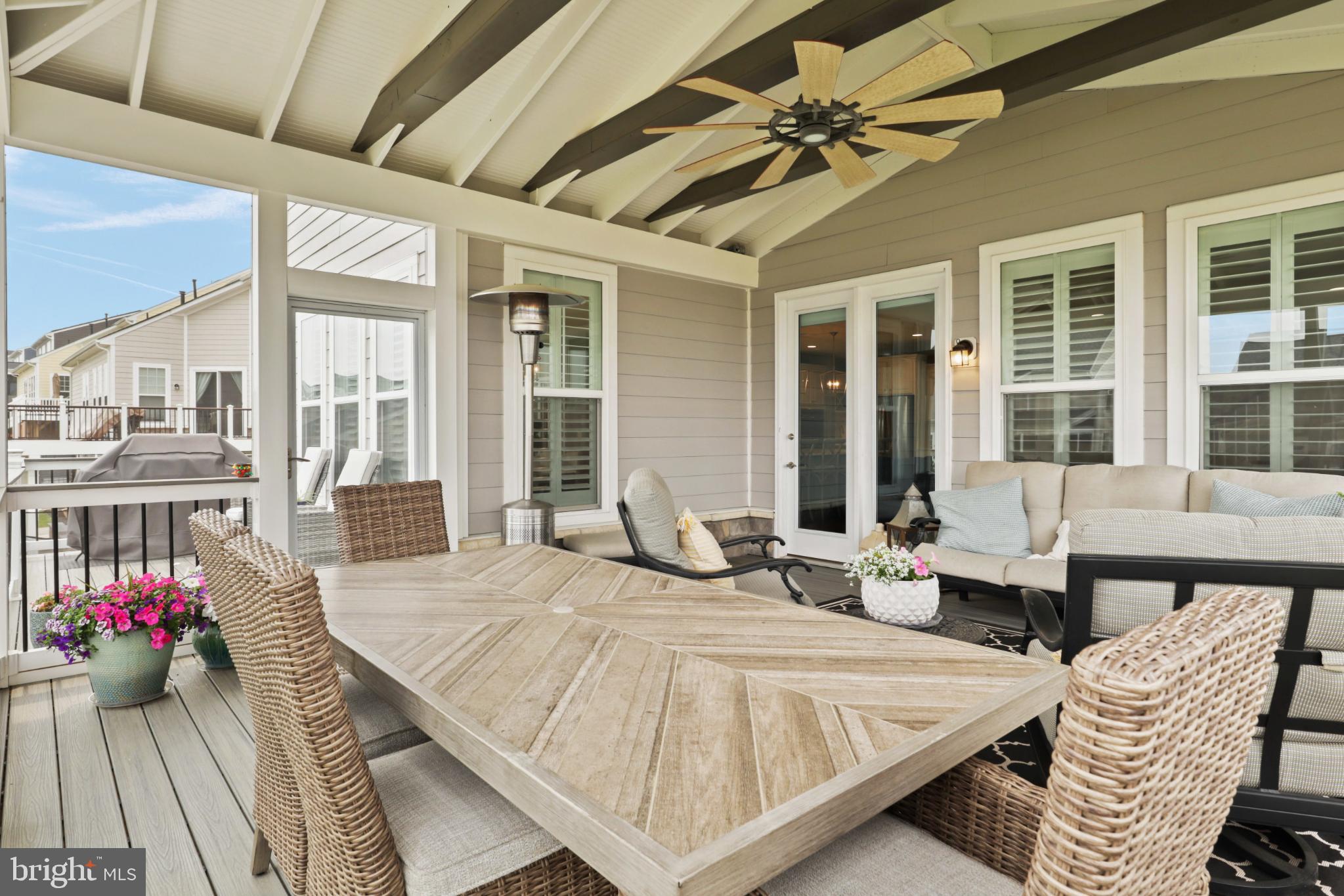 MEADOW BROOK FARM - Residential