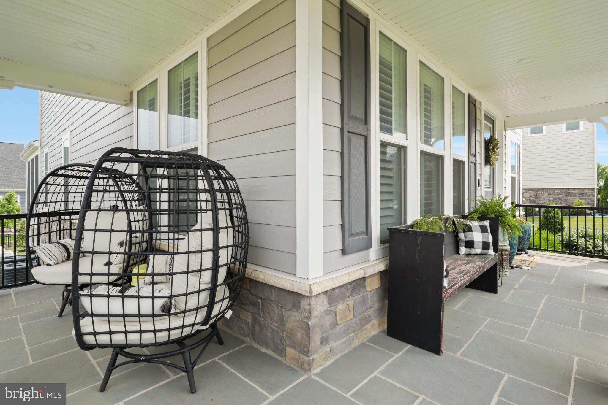 MEADOW BROOK FARM - Residential