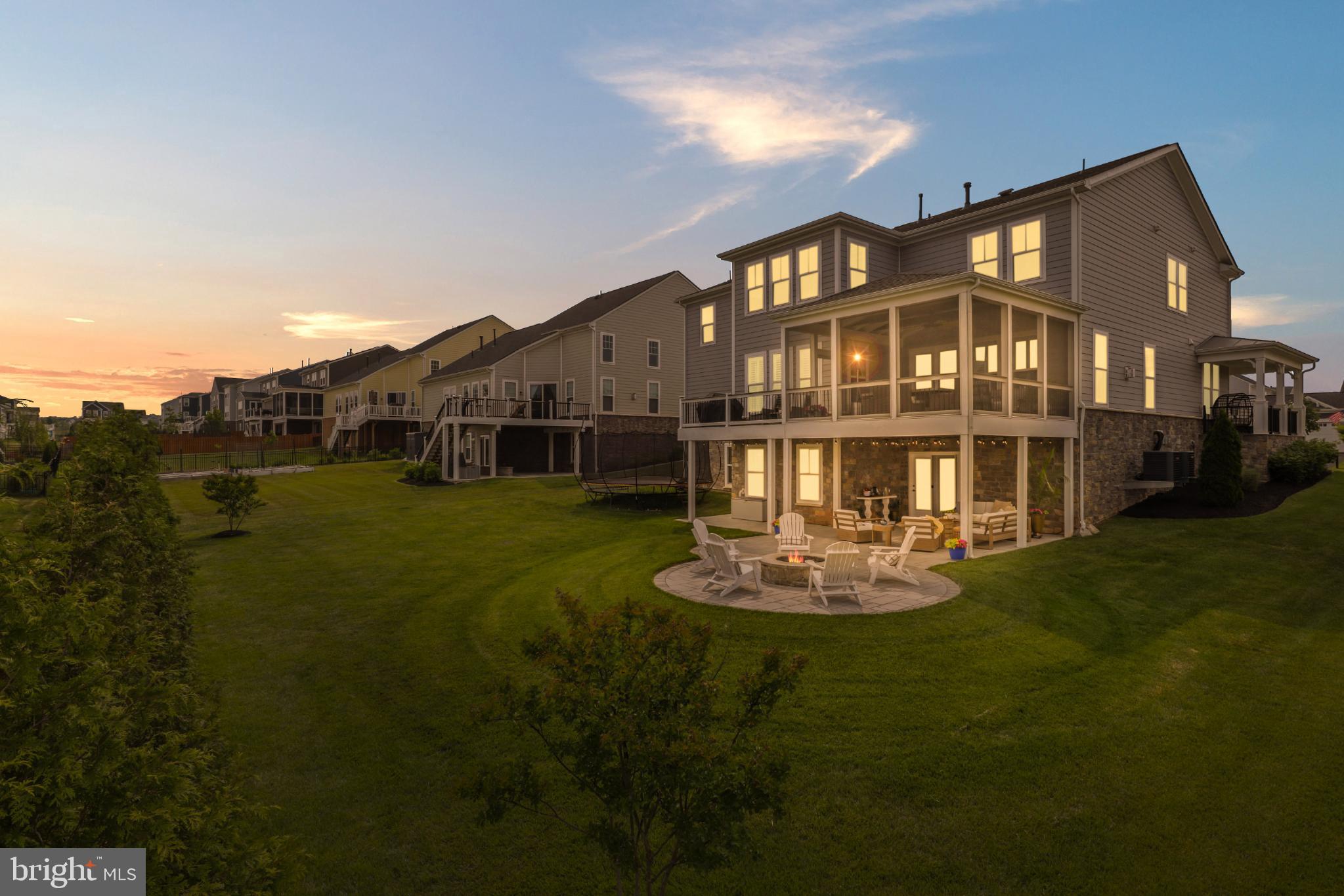 MEADOW BROOK FARM - Residential