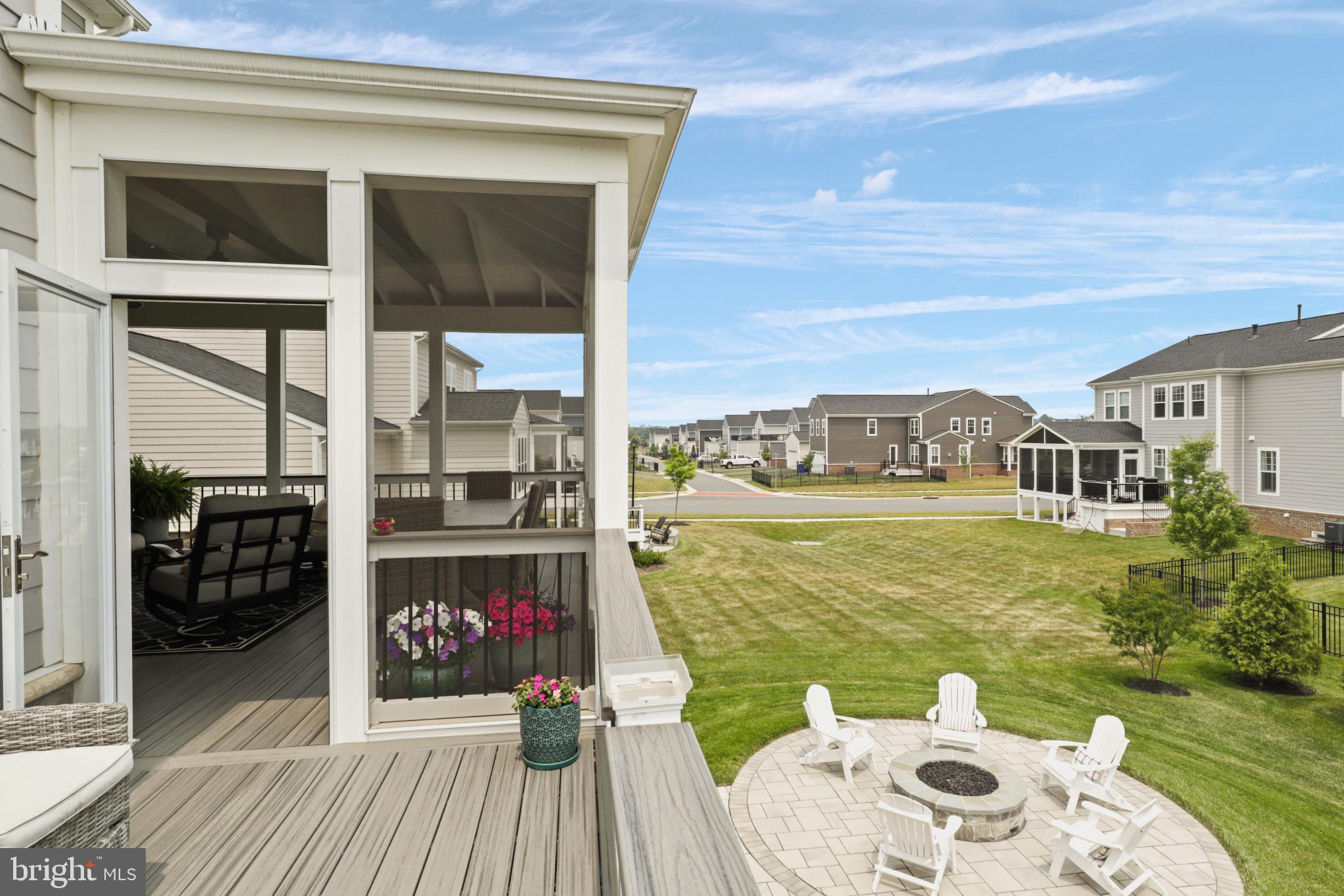 MEADOW BROOK FARM - Residential