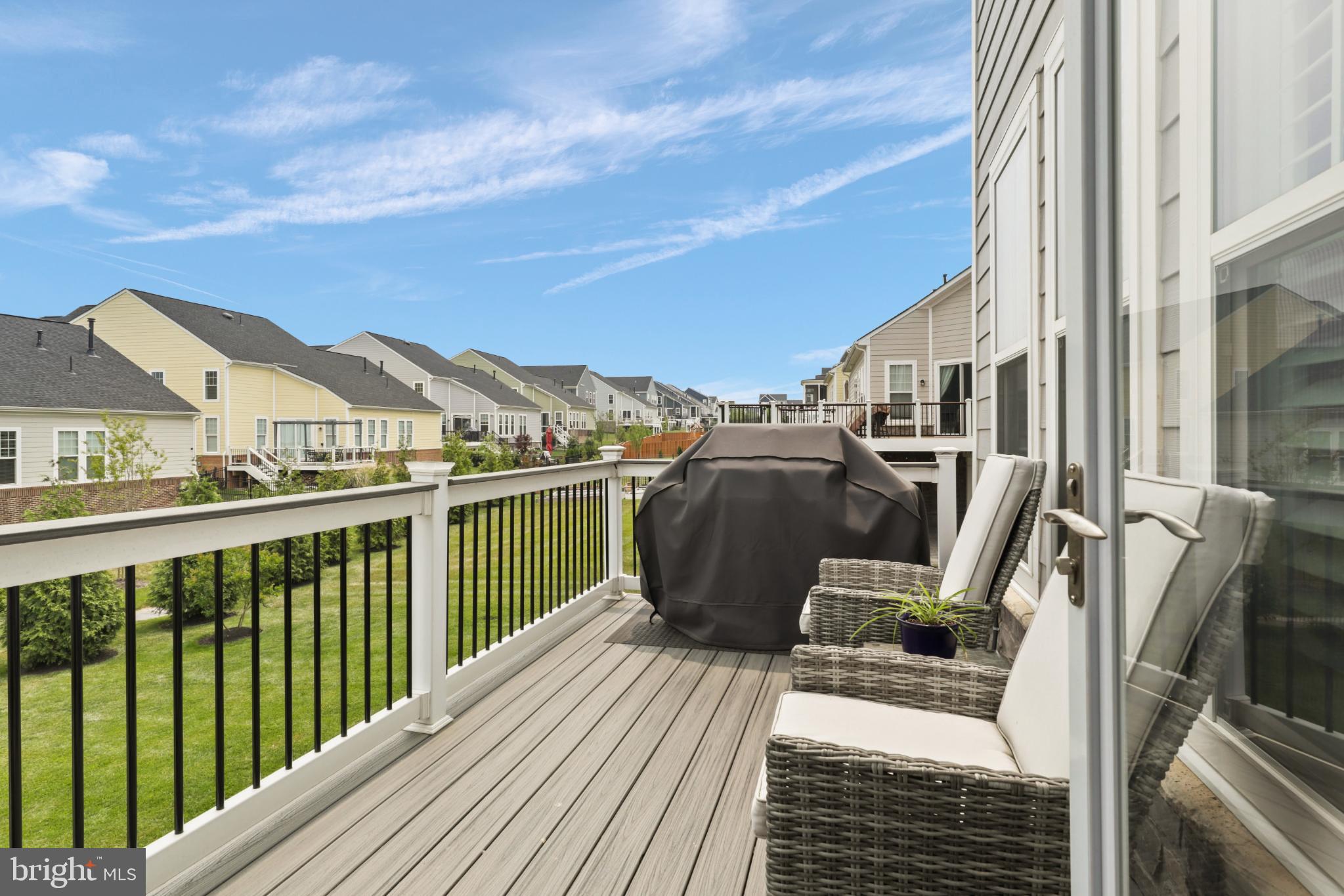 MEADOW BROOK FARM - Residential