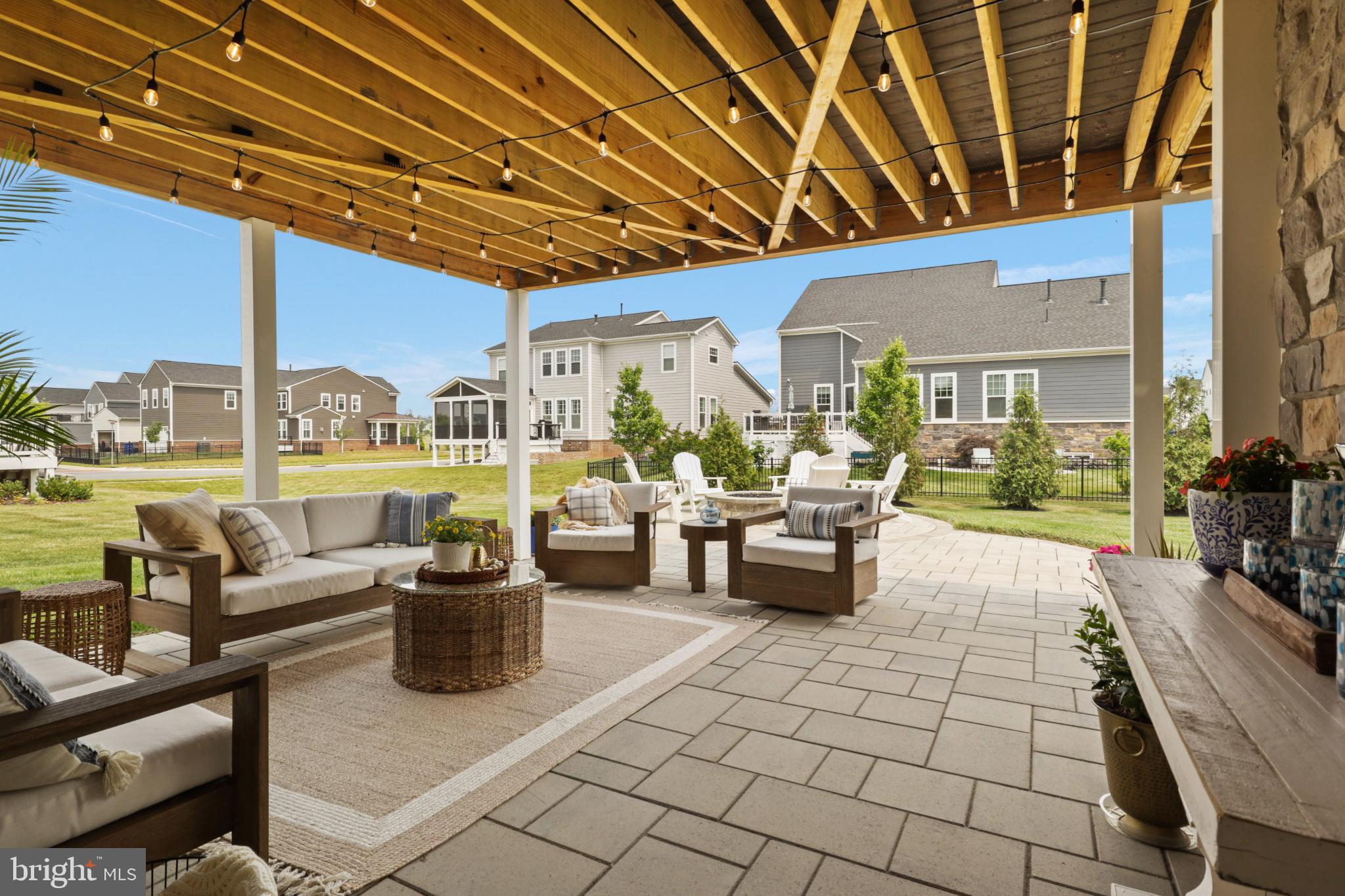 MEADOW BROOK FARM - Residential