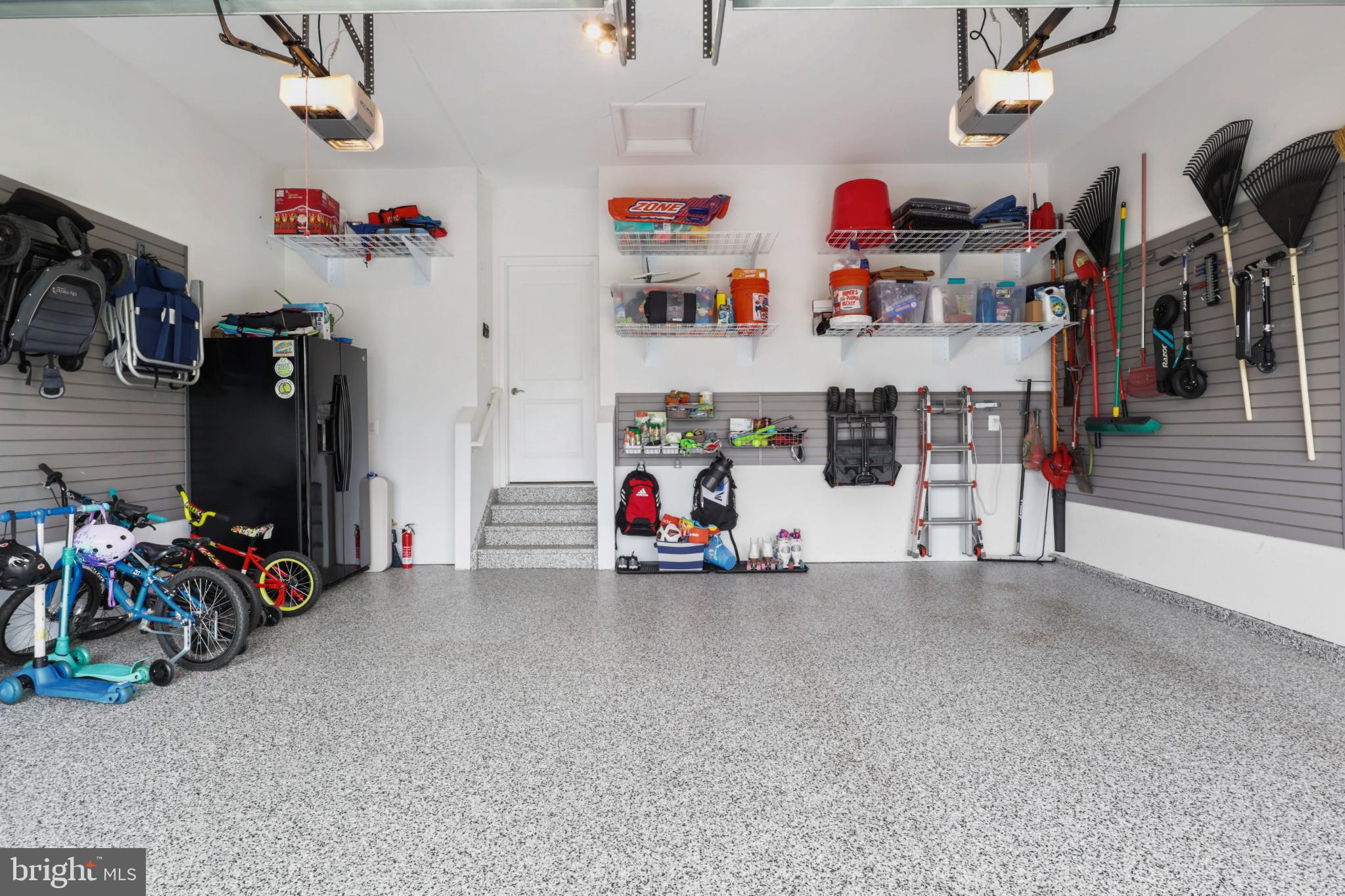 MEADOW BROOK FARM - Residential