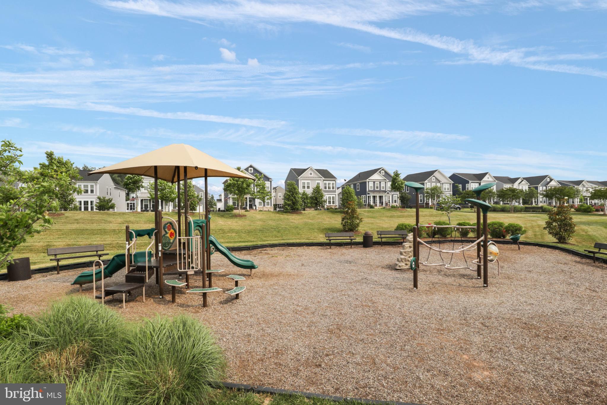 MEADOW BROOK FARM - Residential