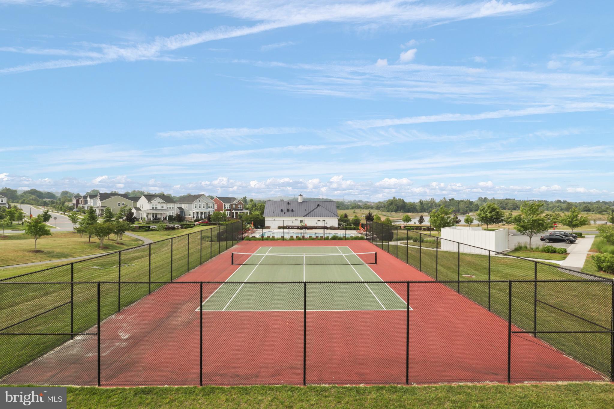MEADOW BROOK FARM - Residential