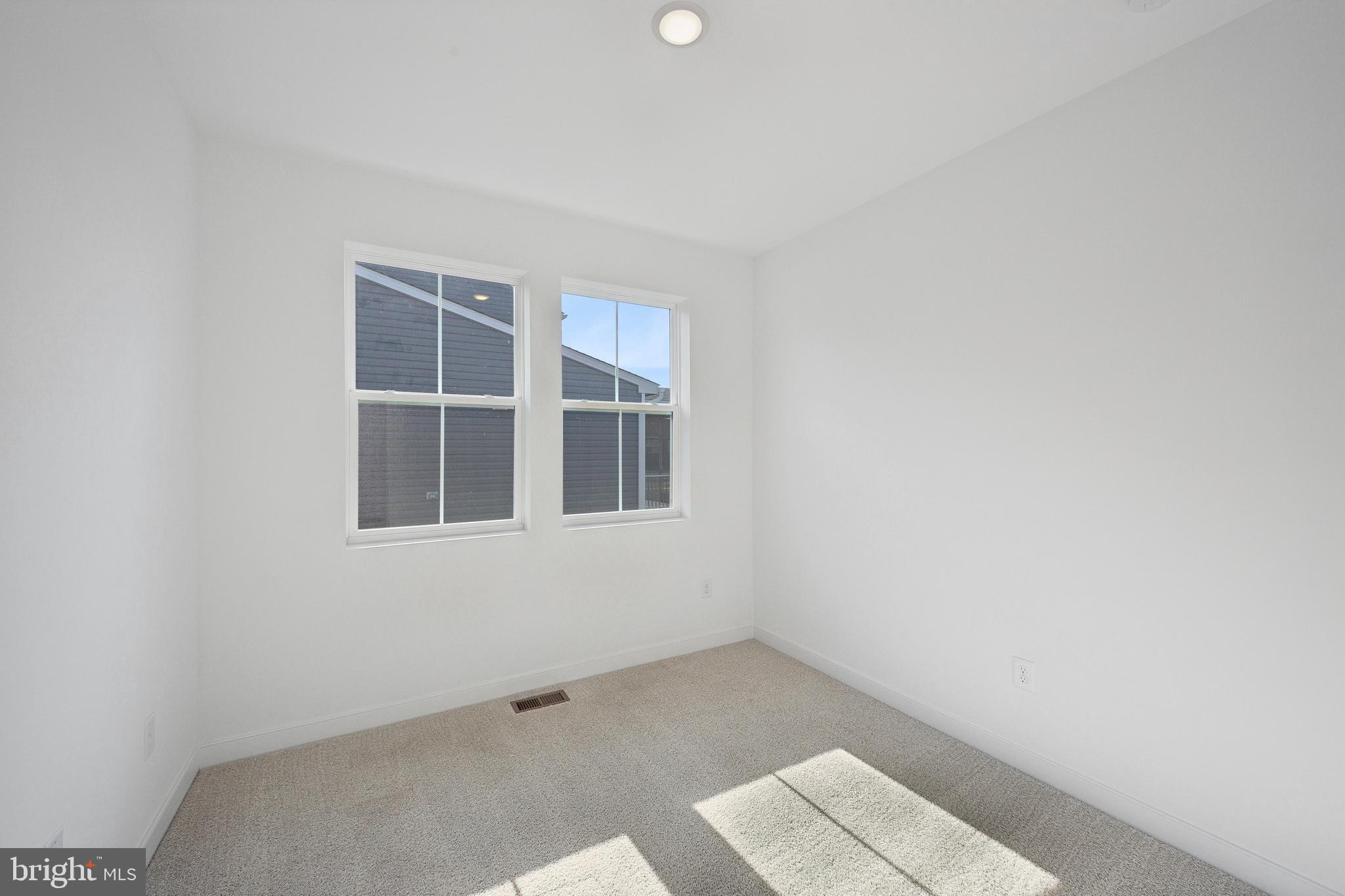 LIBERTY WEST - Residential