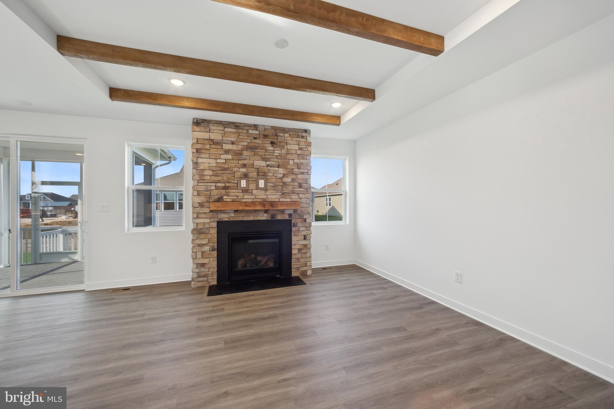 LIBERTY WEST - Residential