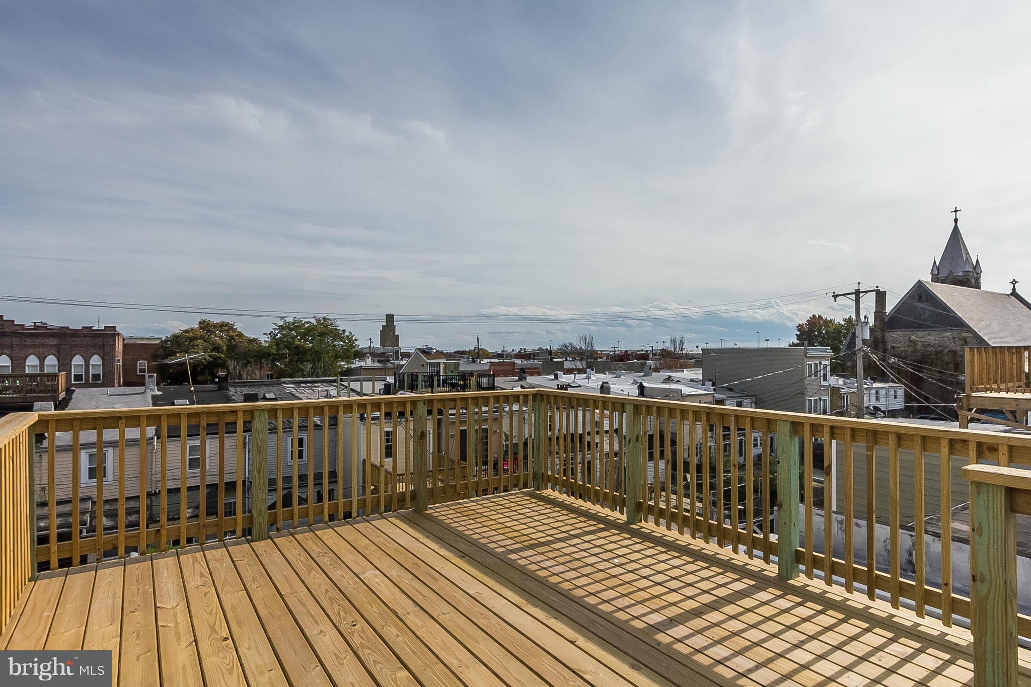 LOCUST POINT - Residential