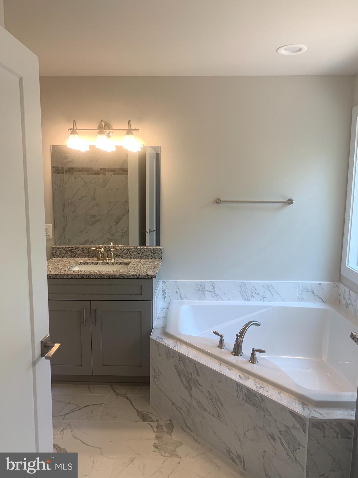 CABIN POINT - Residential