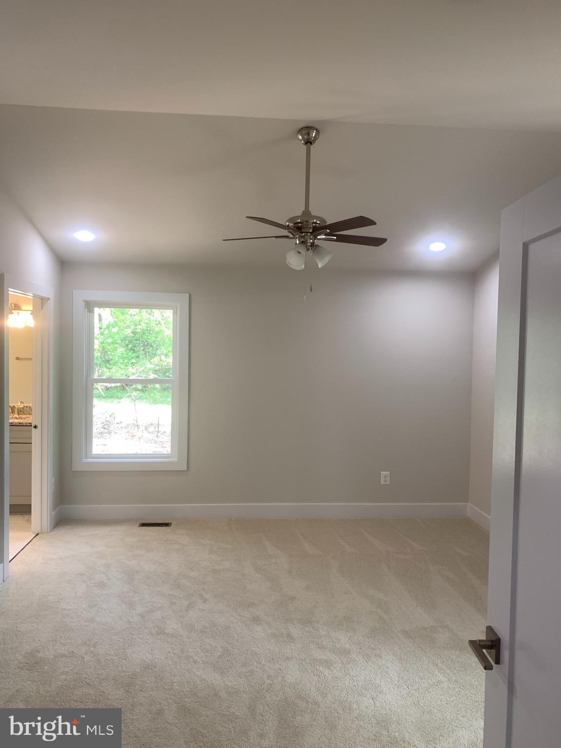 CABIN POINT - Residential