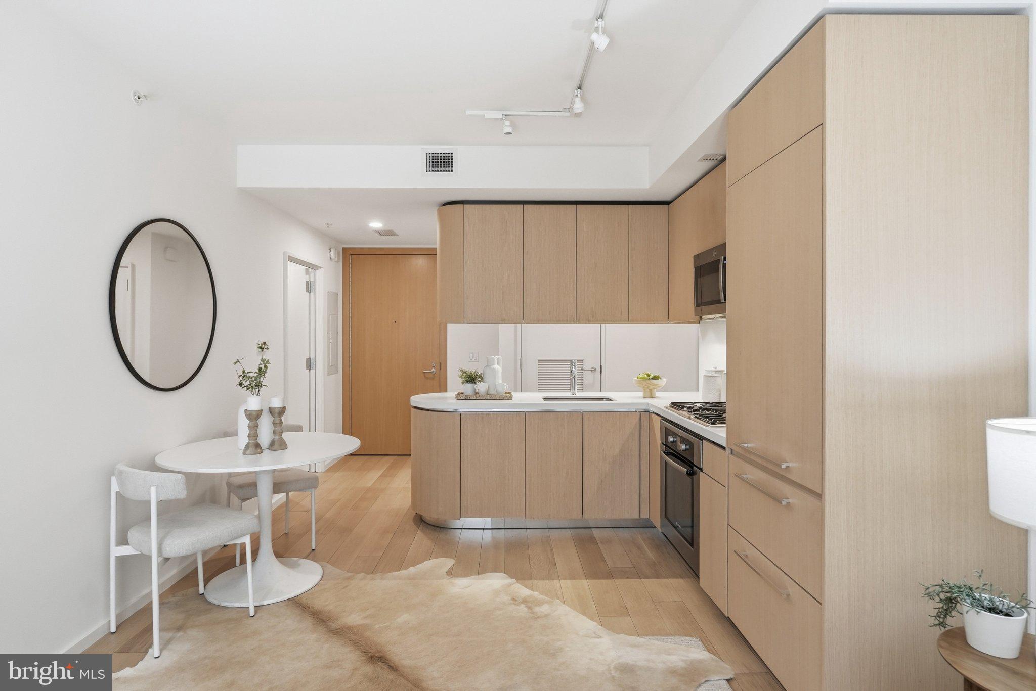 925 H STREET NW 308