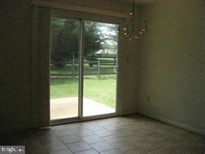 BROADVIEW ACRES - Residential Lease