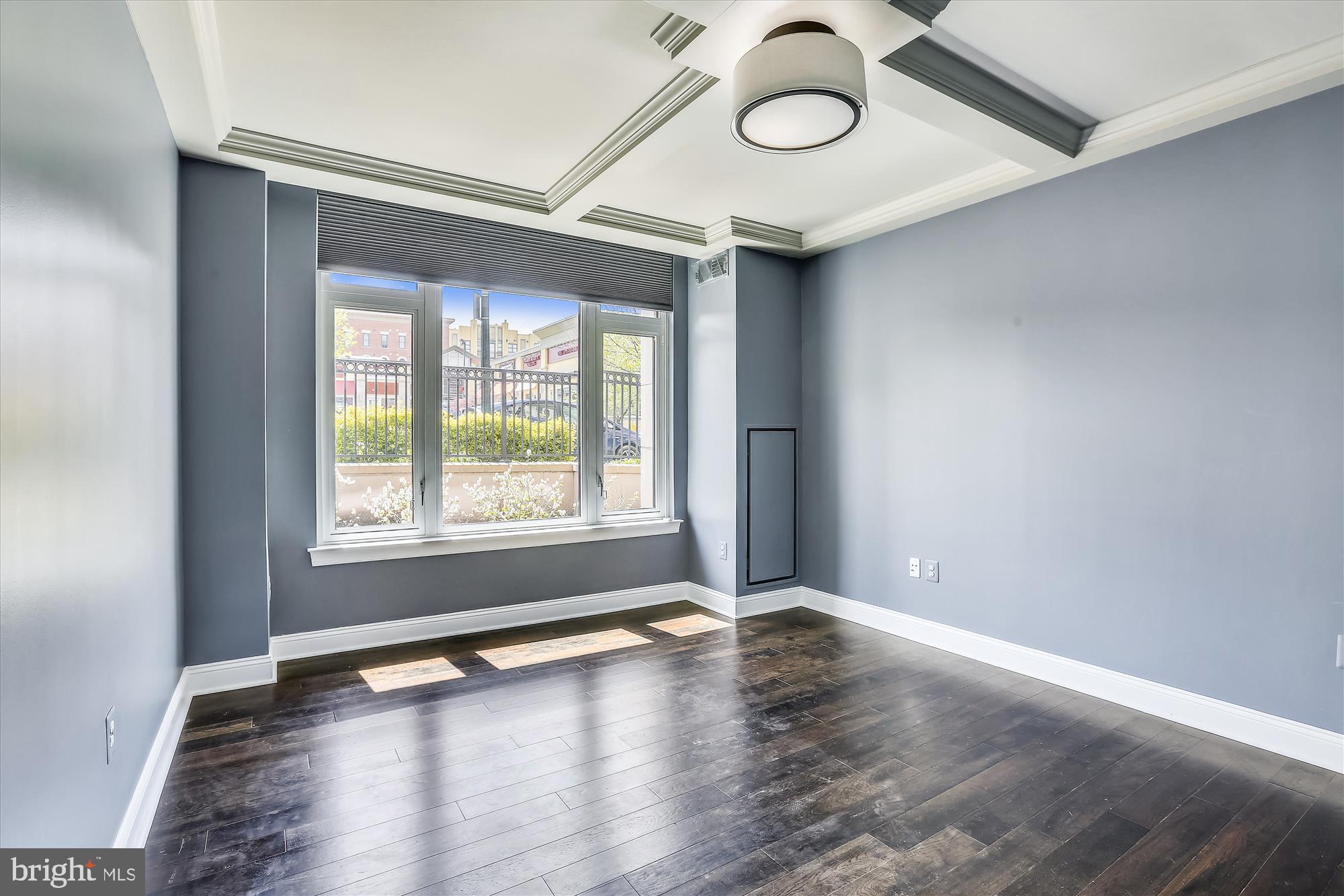 HAMPDEN ROW - Residential