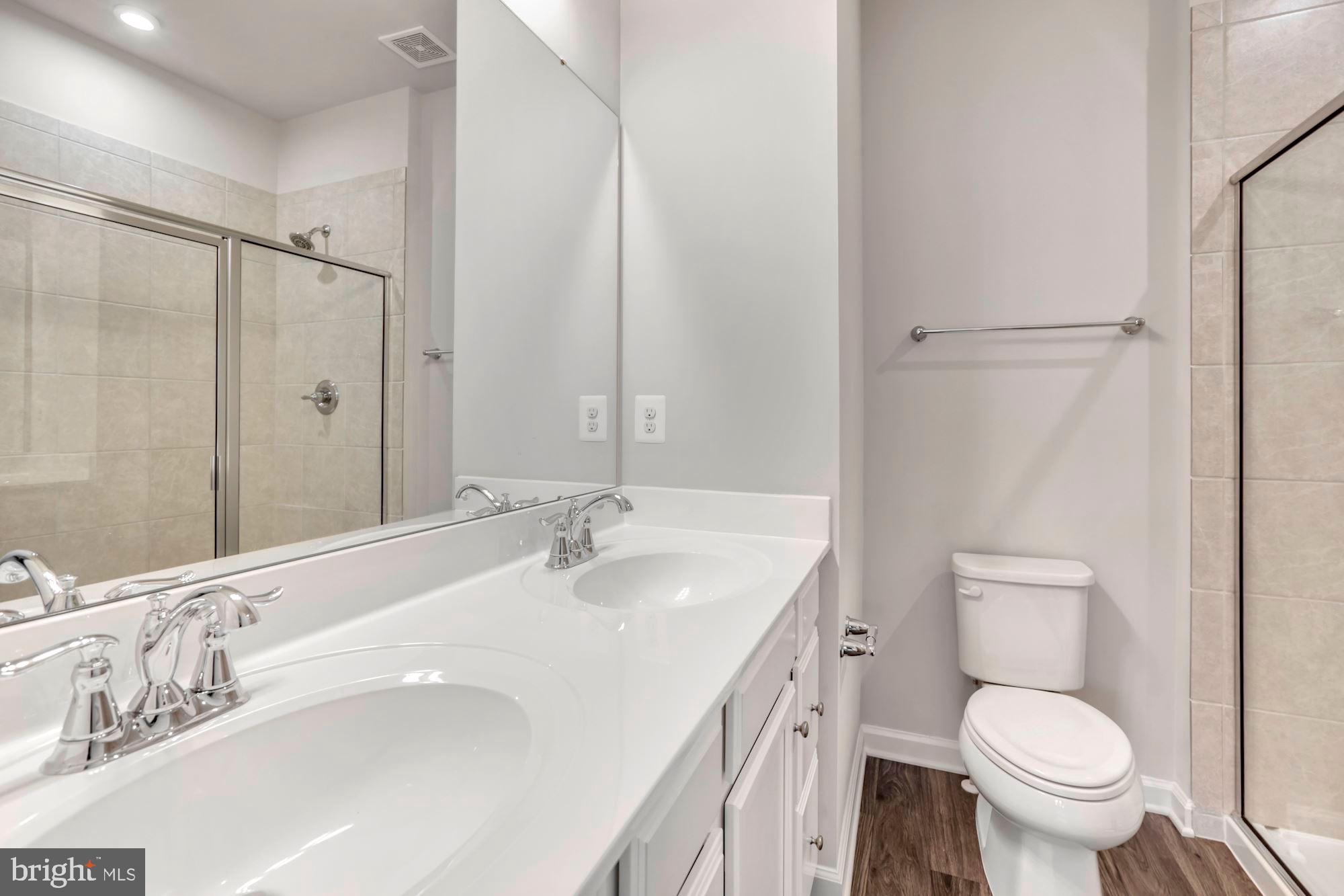 MINTBROOK - Residential Lease