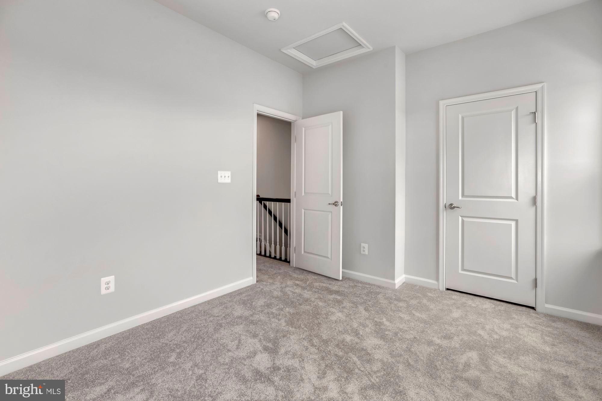 MINTBROOK - Residential Lease