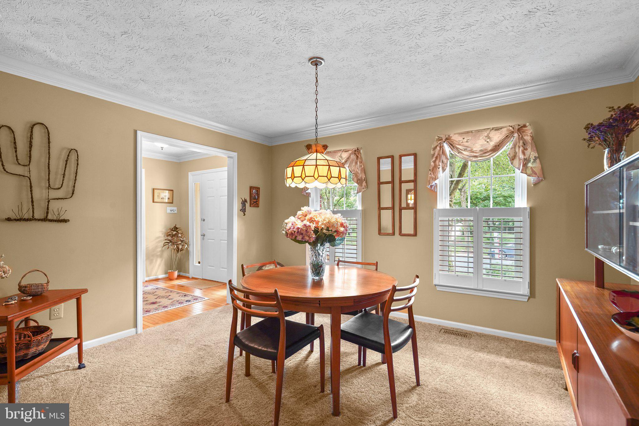 CROFTON WOODS - Residential