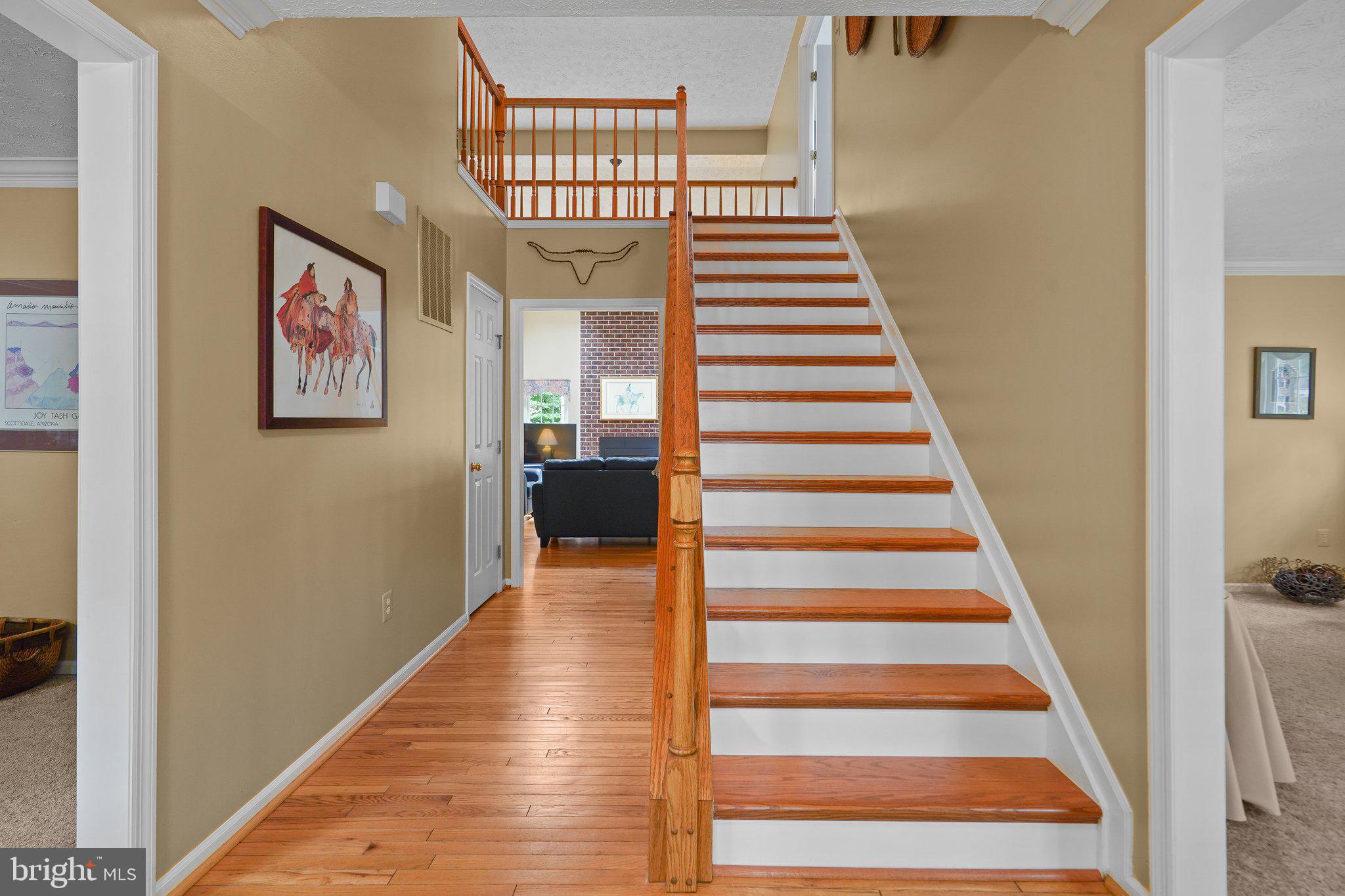 CROFTON WOODS - Residential