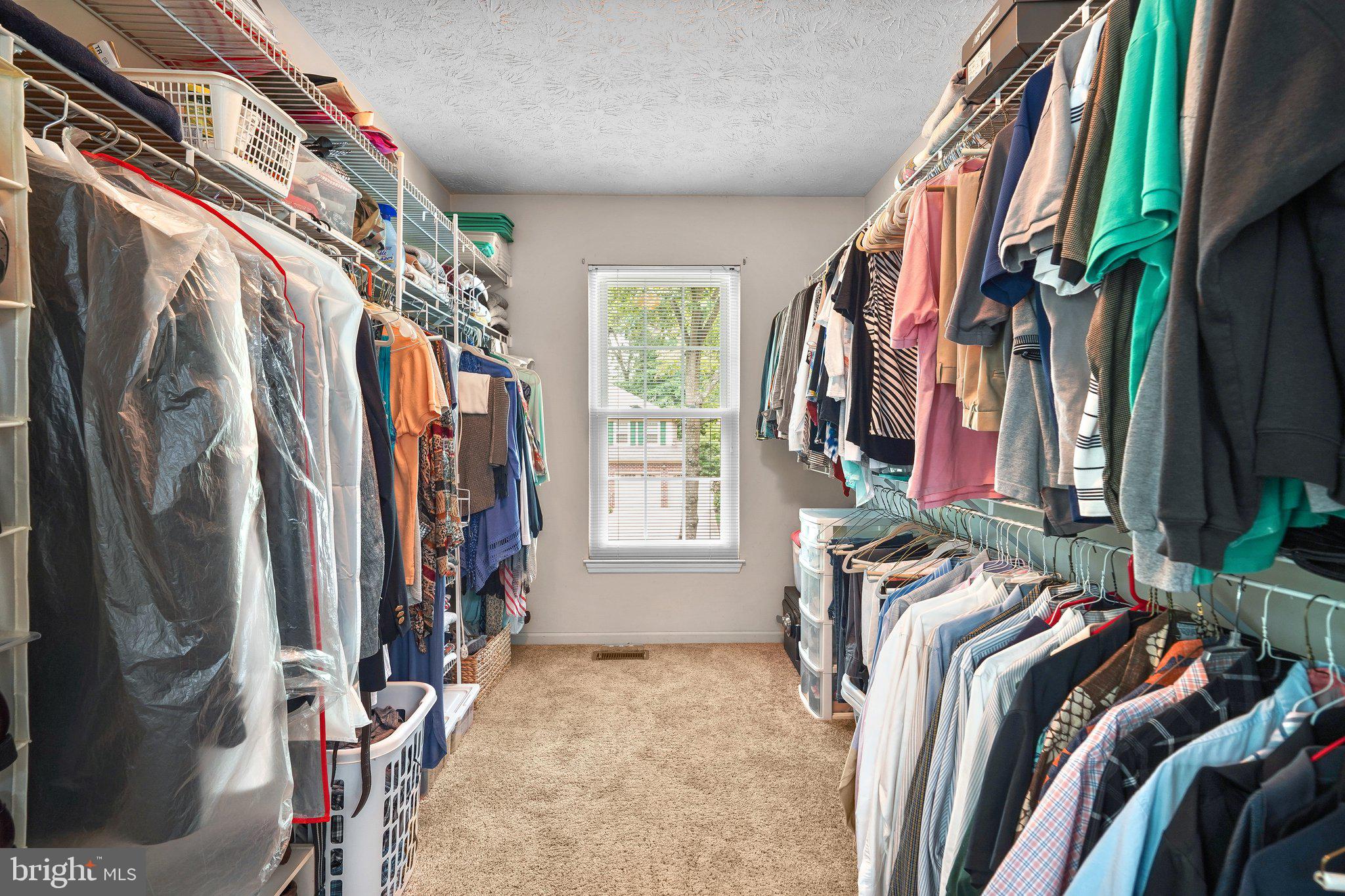 CROFTON WOODS - Residential