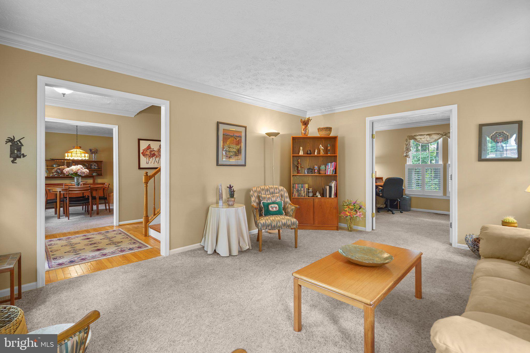 CROFTON WOODS - Residential