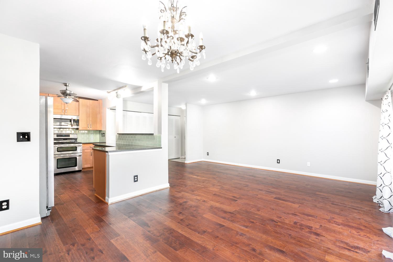 HERITAGE COURT - Residential Lease