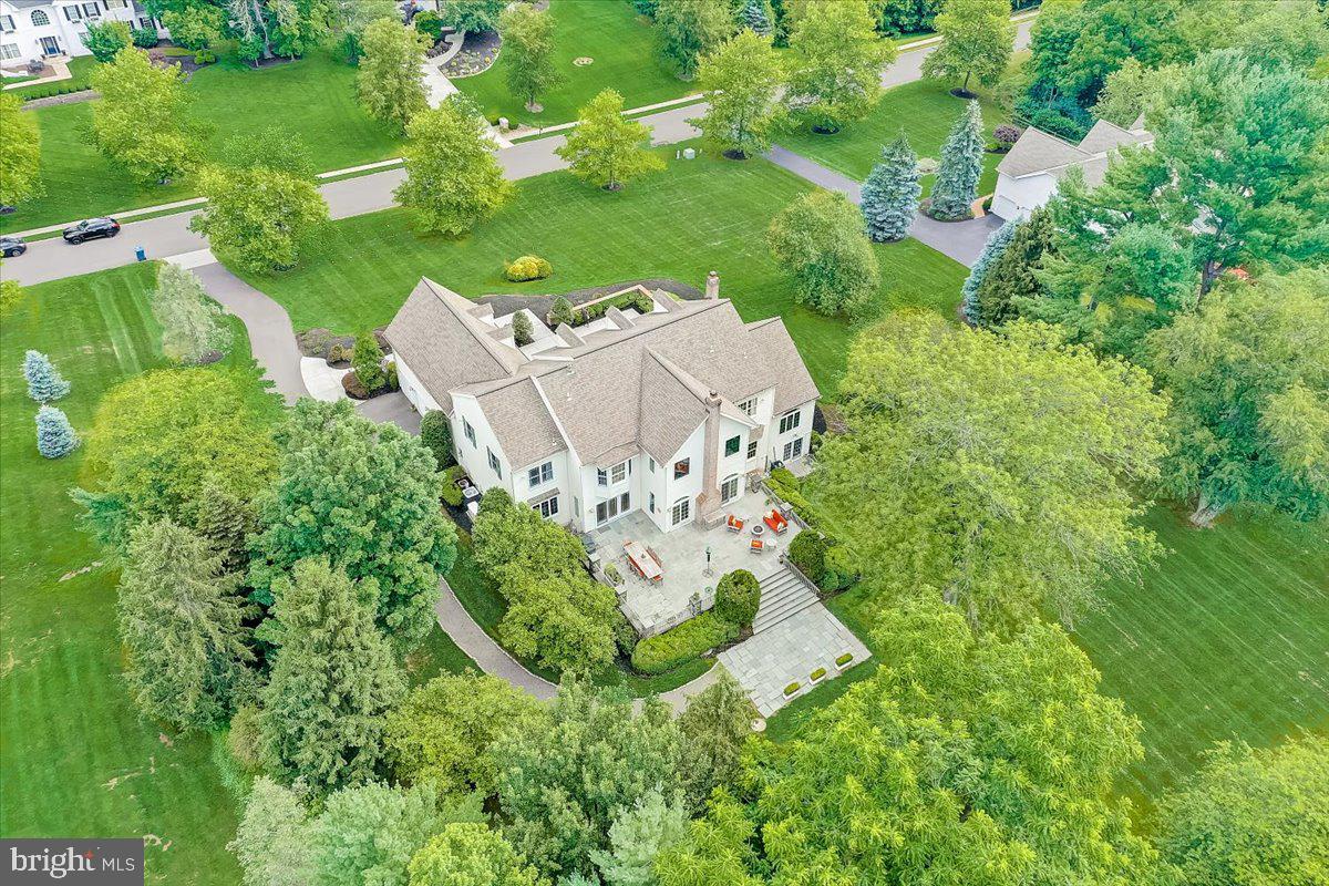 RIVER CROSSING - Residential