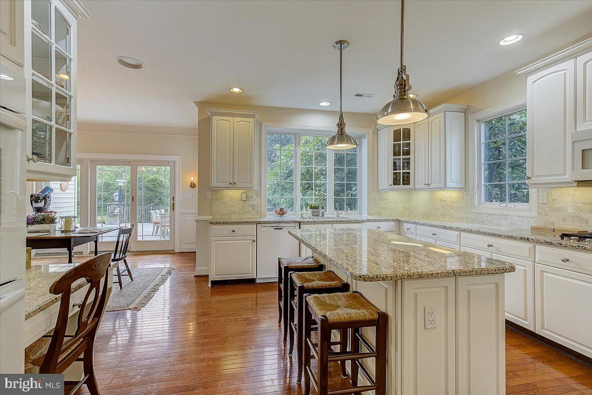 RIVER CROSSING - Residential