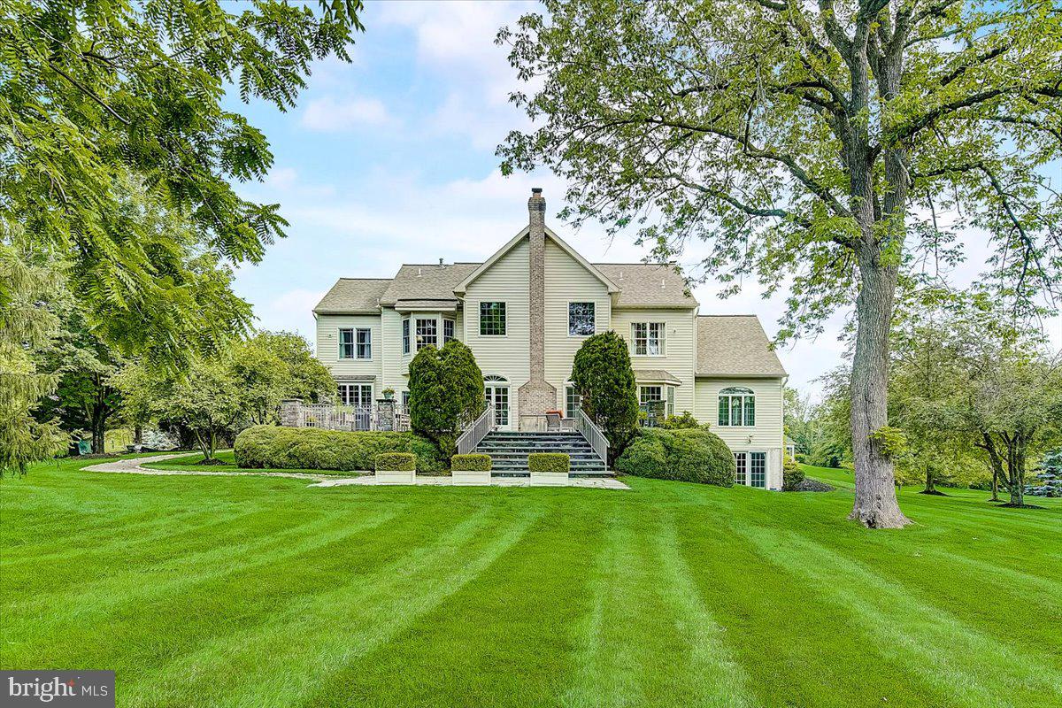 RIVER CROSSING - Residential
