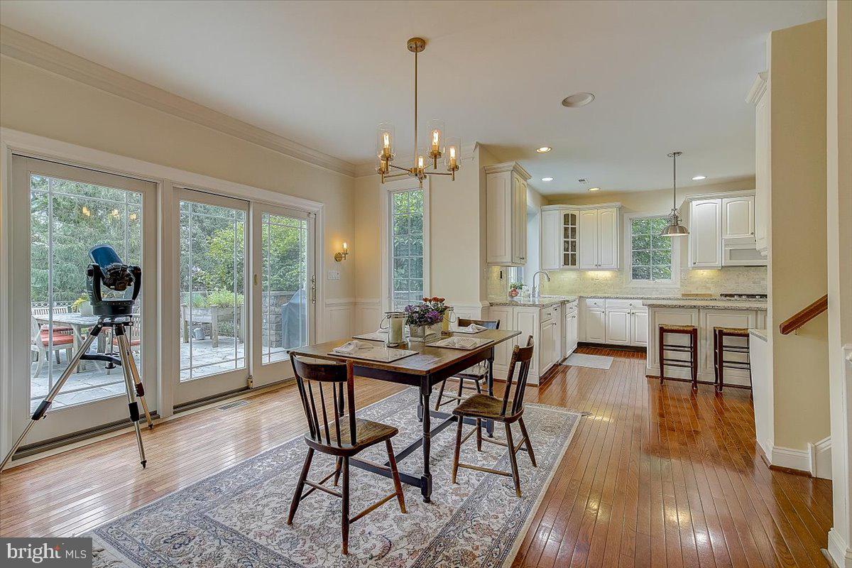 RIVER CROSSING - Residential