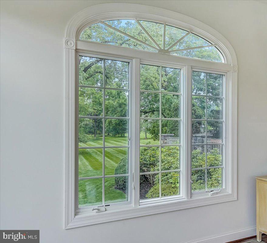 RIVER CROSSING - Residential