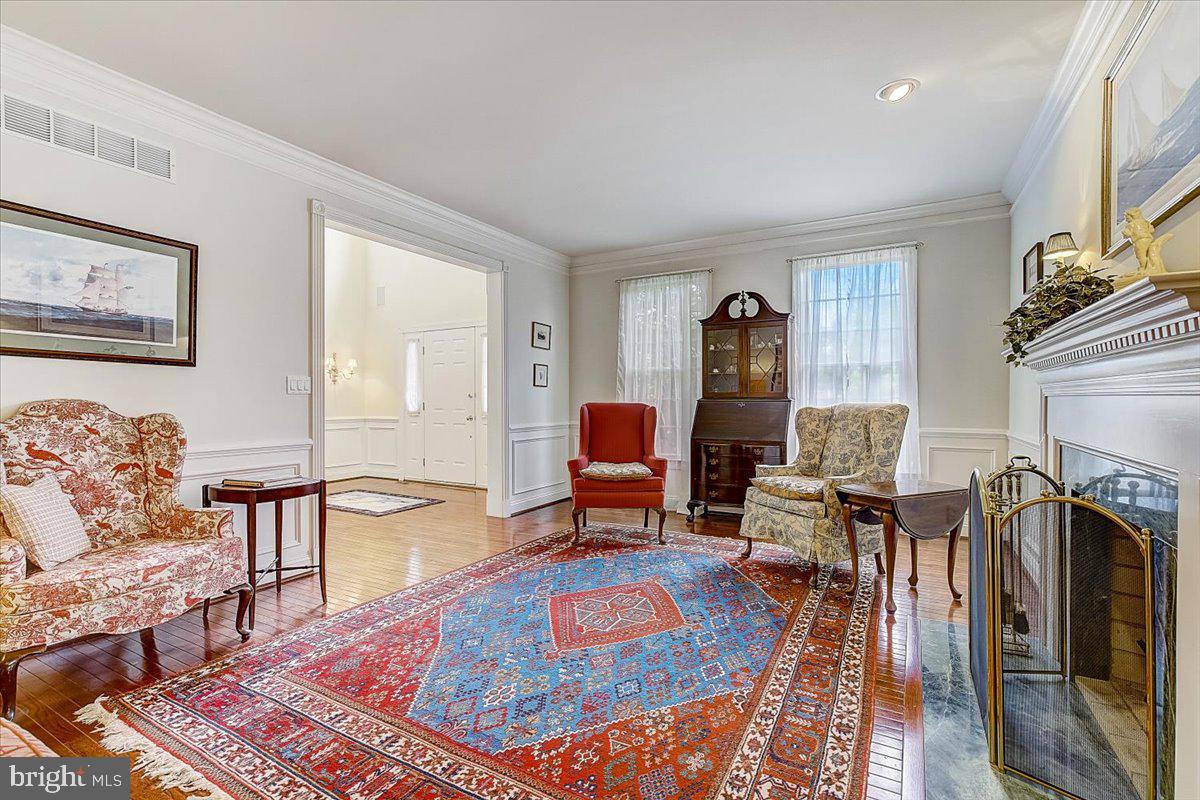 RIVER CROSSING - Residential