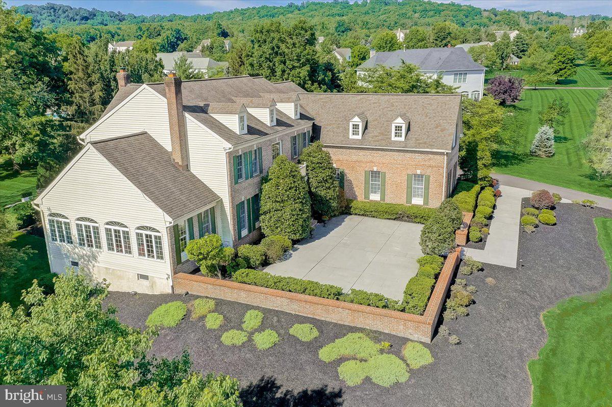 RIVER CROSSING - Residential