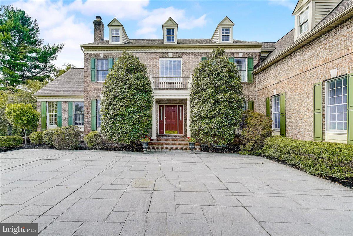 RIVER CROSSING - Residential