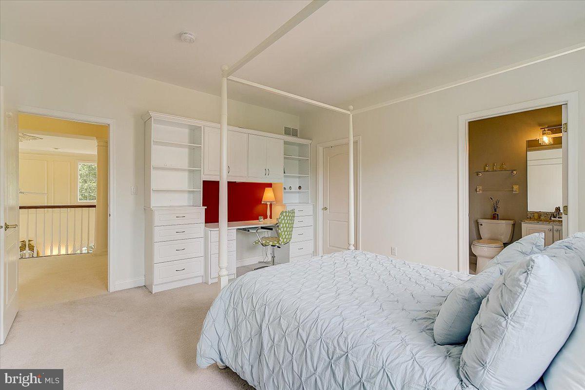 RIVER CROSSING - Residential