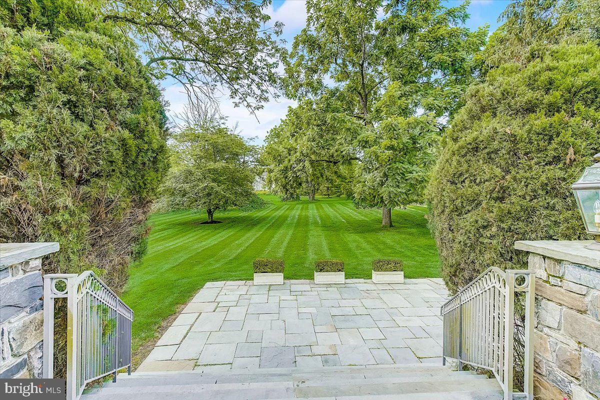 RIVER CROSSING - Residential