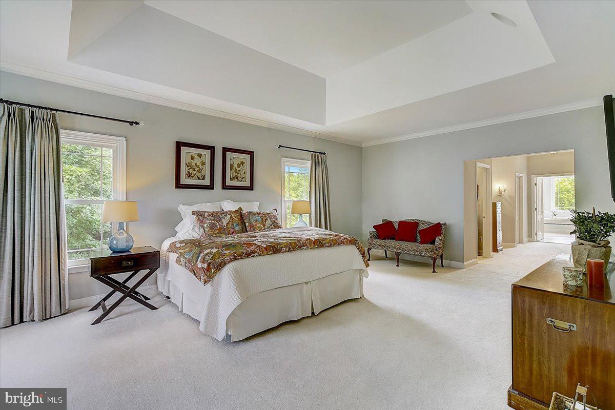 RIVER CROSSING - Residential