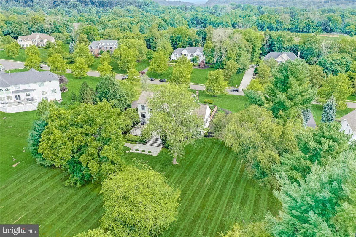 RIVER CROSSING - Residential