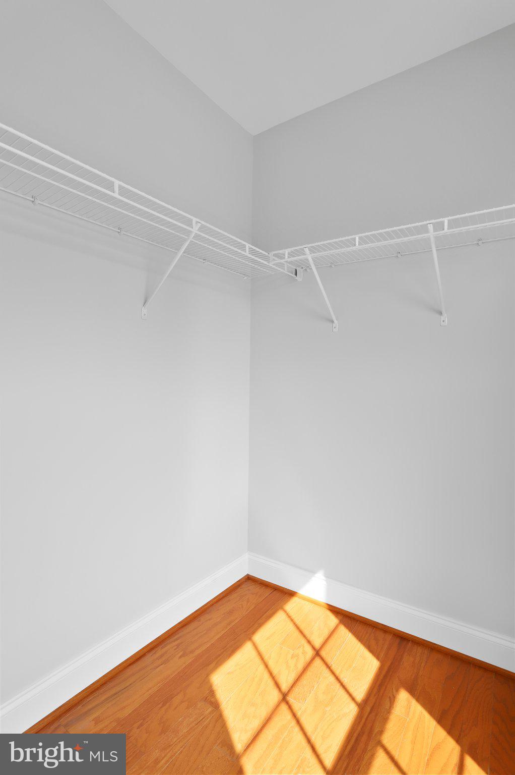 GATEWAY OVERLOOK - Residential Lease