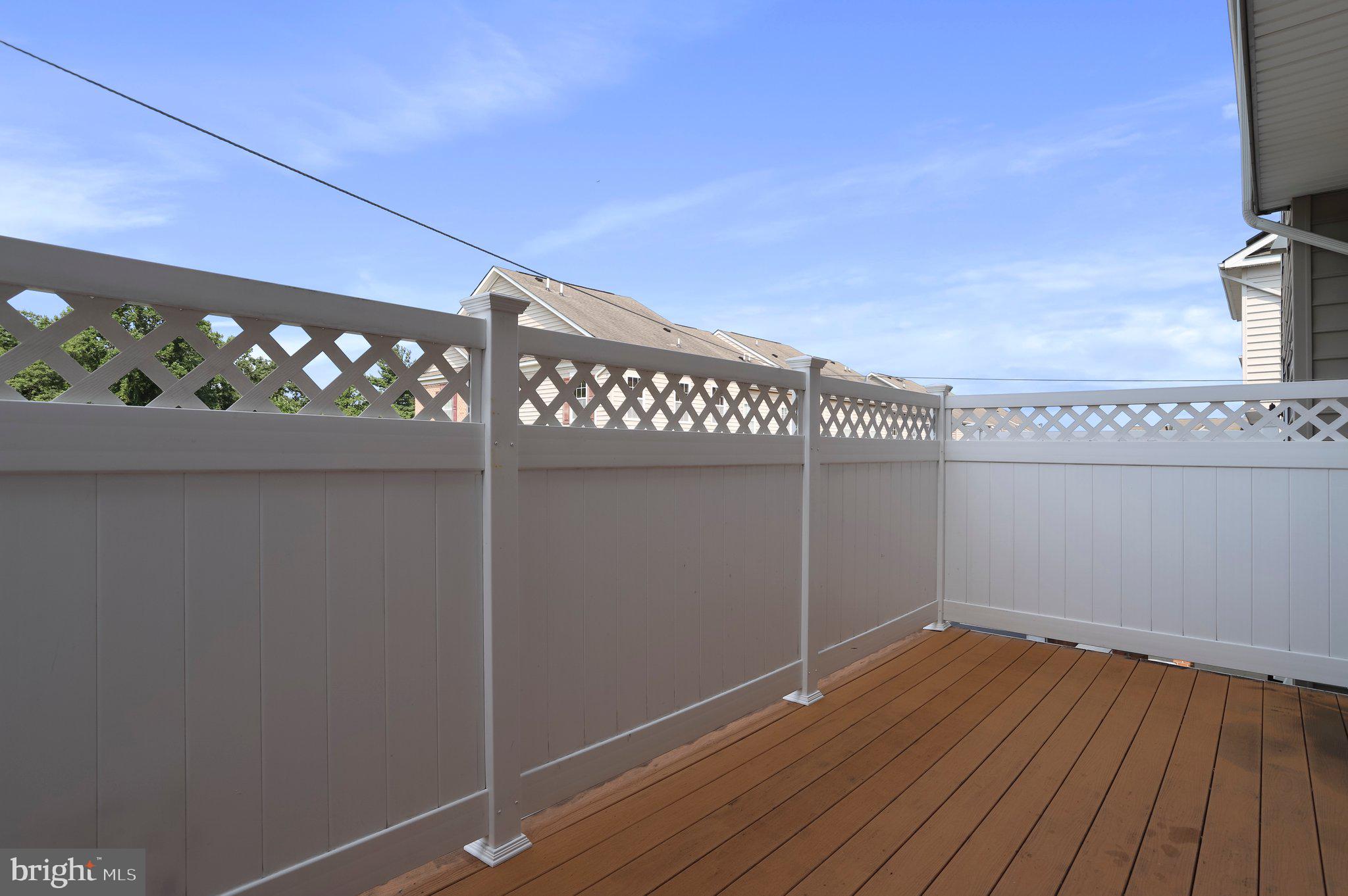 GATEWAY OVERLOOK - Residential Lease